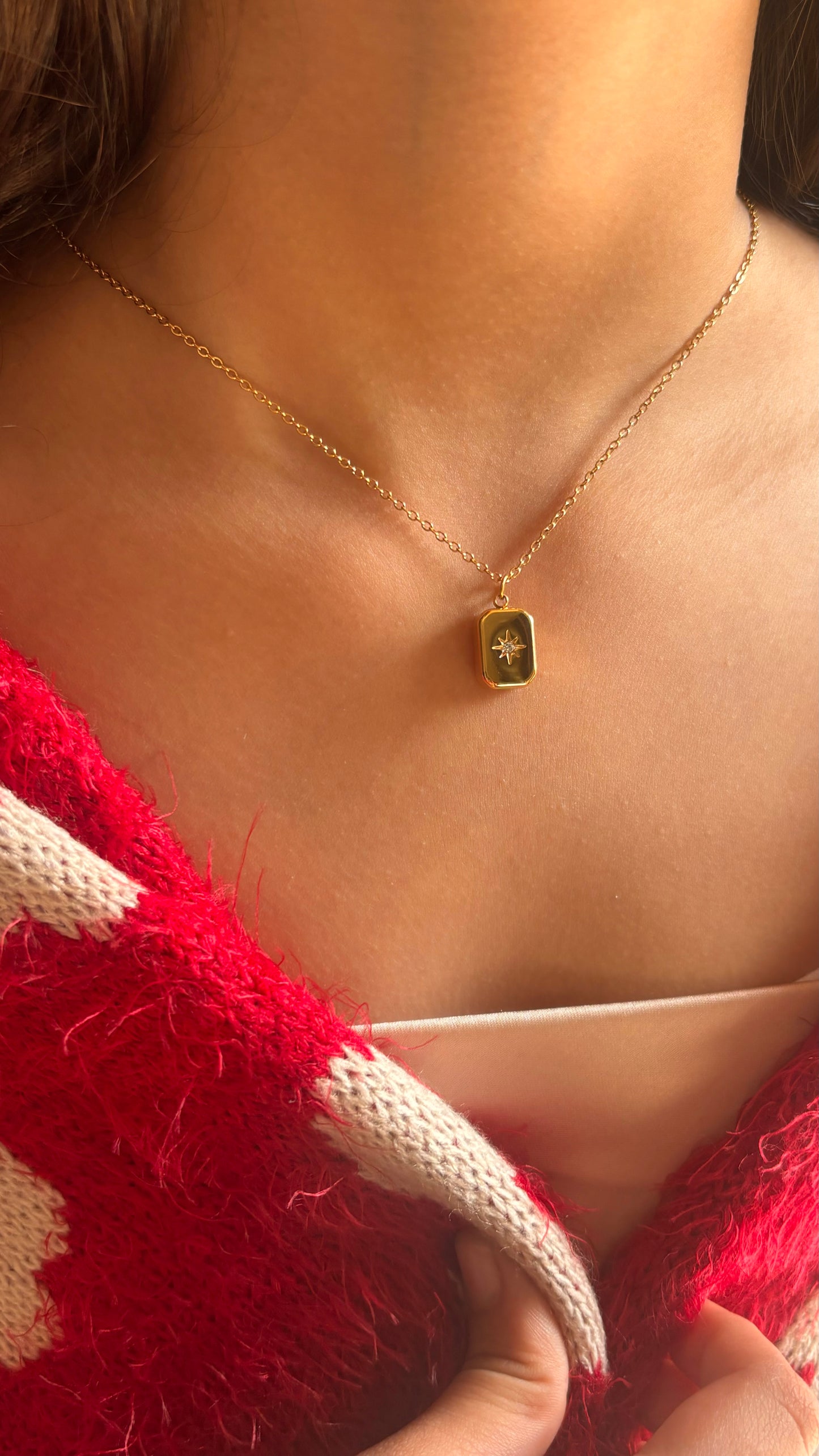 designer star gold necklace