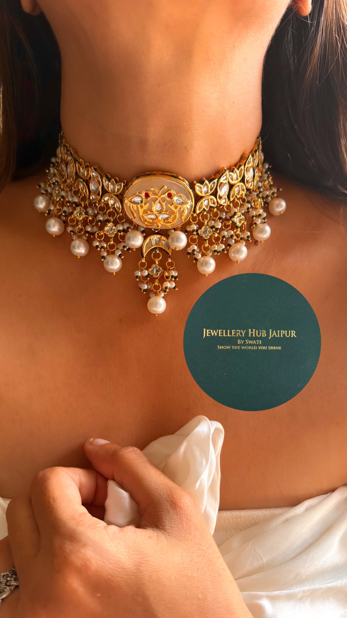 Rani pink inlay work & emerald meenakari paachi with pearl drop choker set