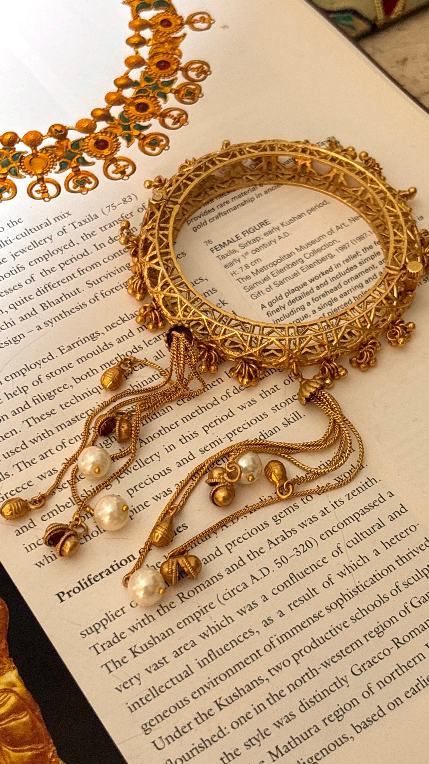 Designer gungroo drops bracelet( single)