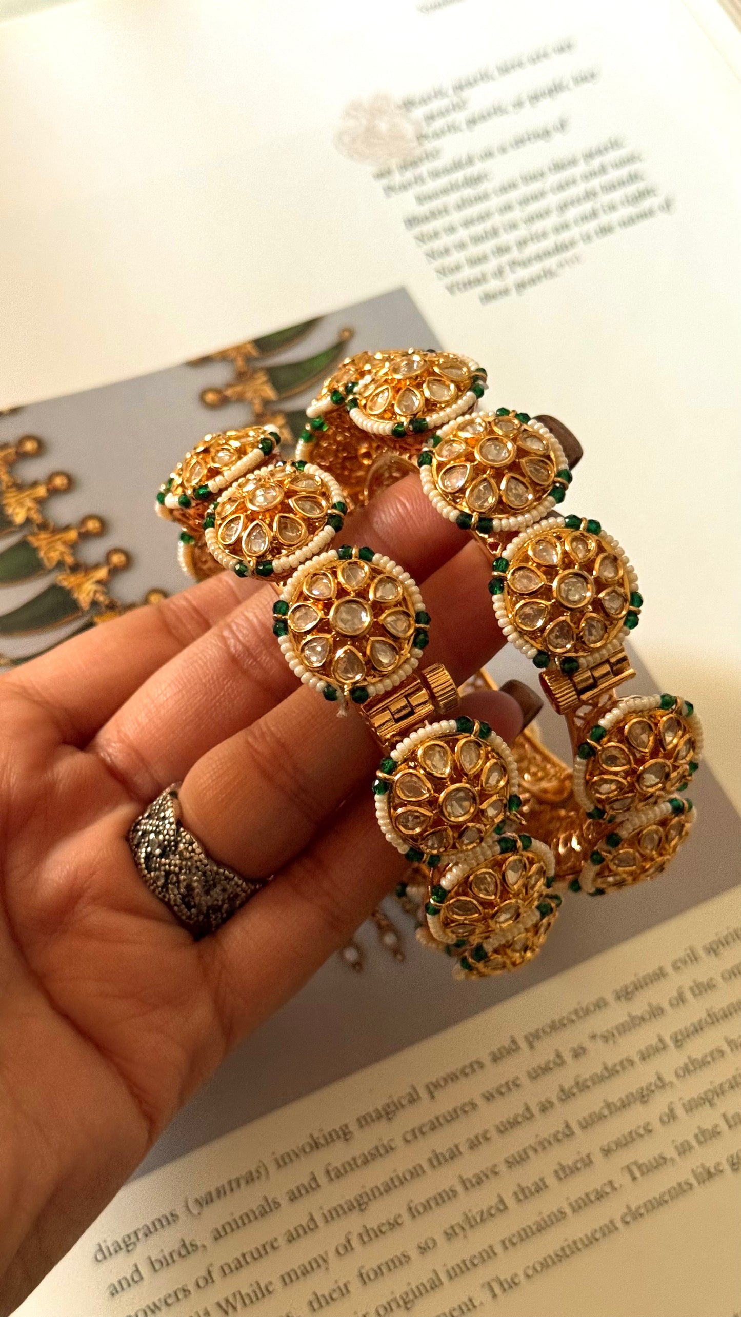 Emerald moissanite floral openable kada