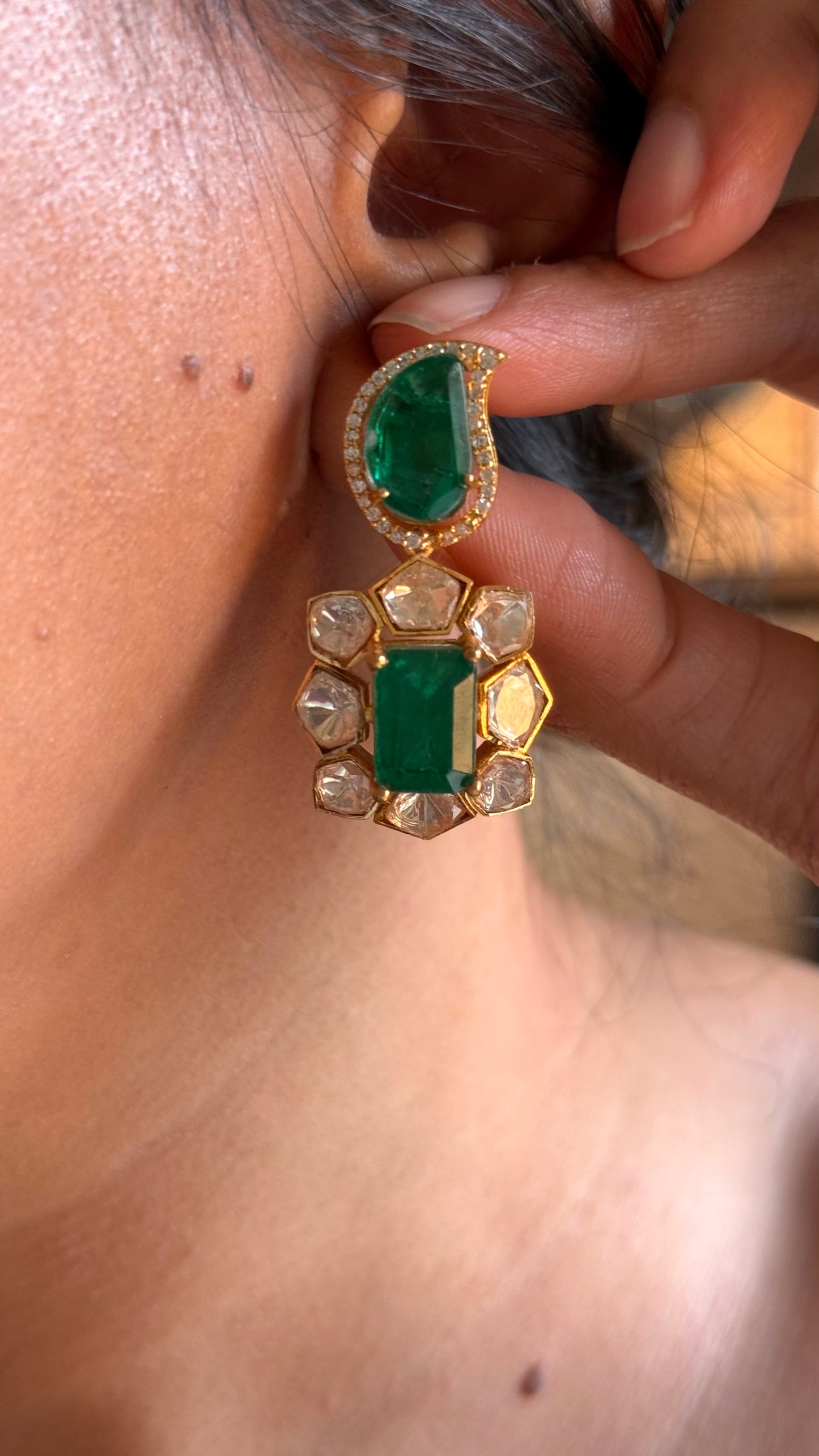 Emerald doublets with peeli polki Moissanite Necklace