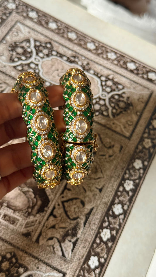 Emerald katdana moissanite openable bangle