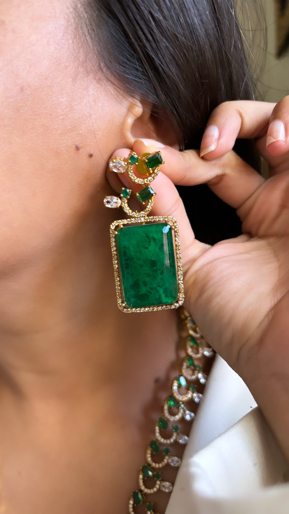 Emerald doublet designer necklace