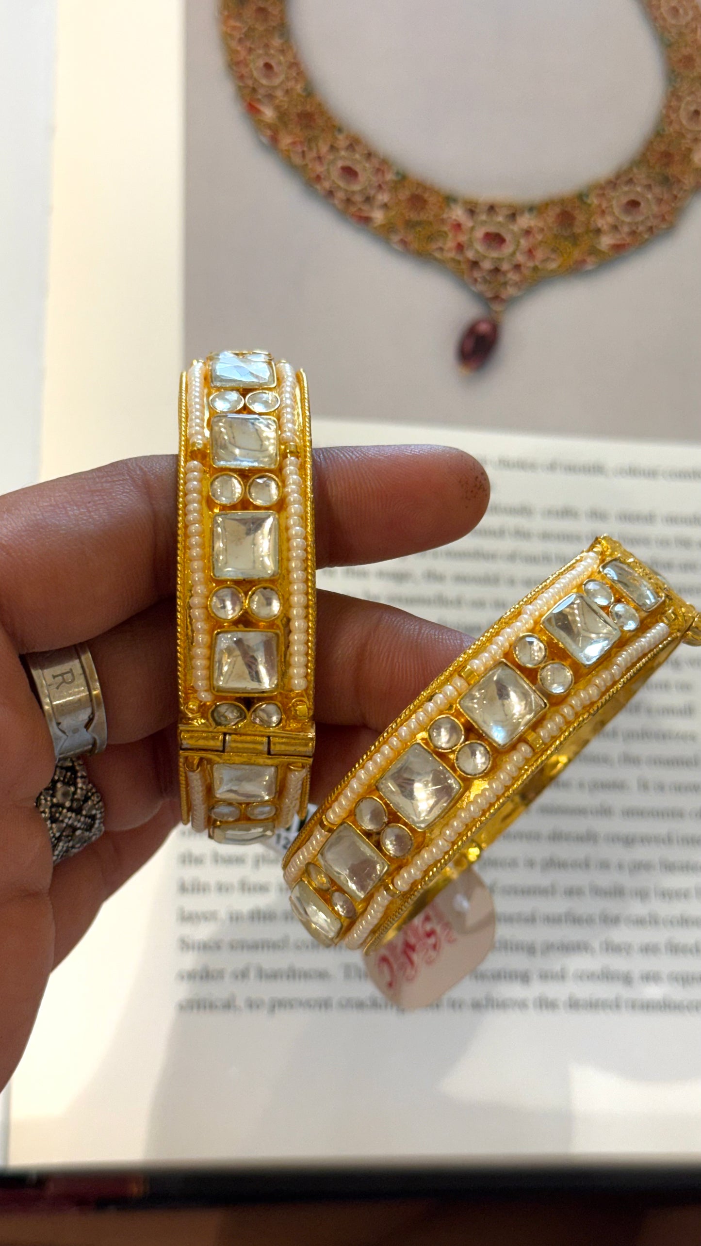 Heritage real moisaanite gold bangles