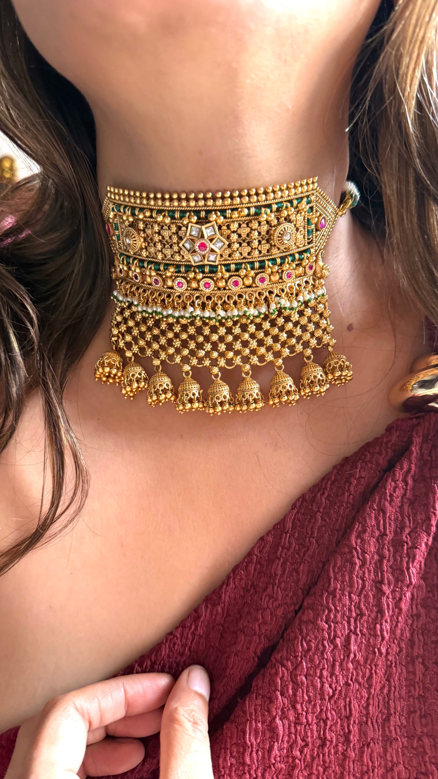 Rajwada Paachi detailing aad with jhumki detailing