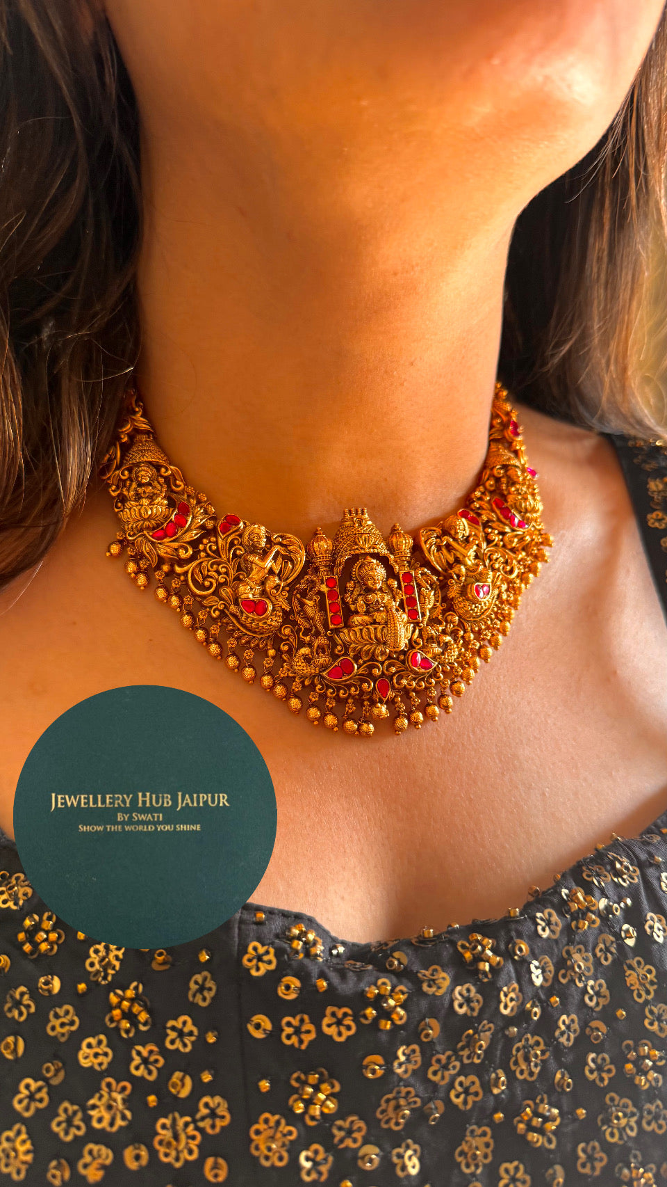 Goddess Laxmi inspired paachi kundan temple necklace