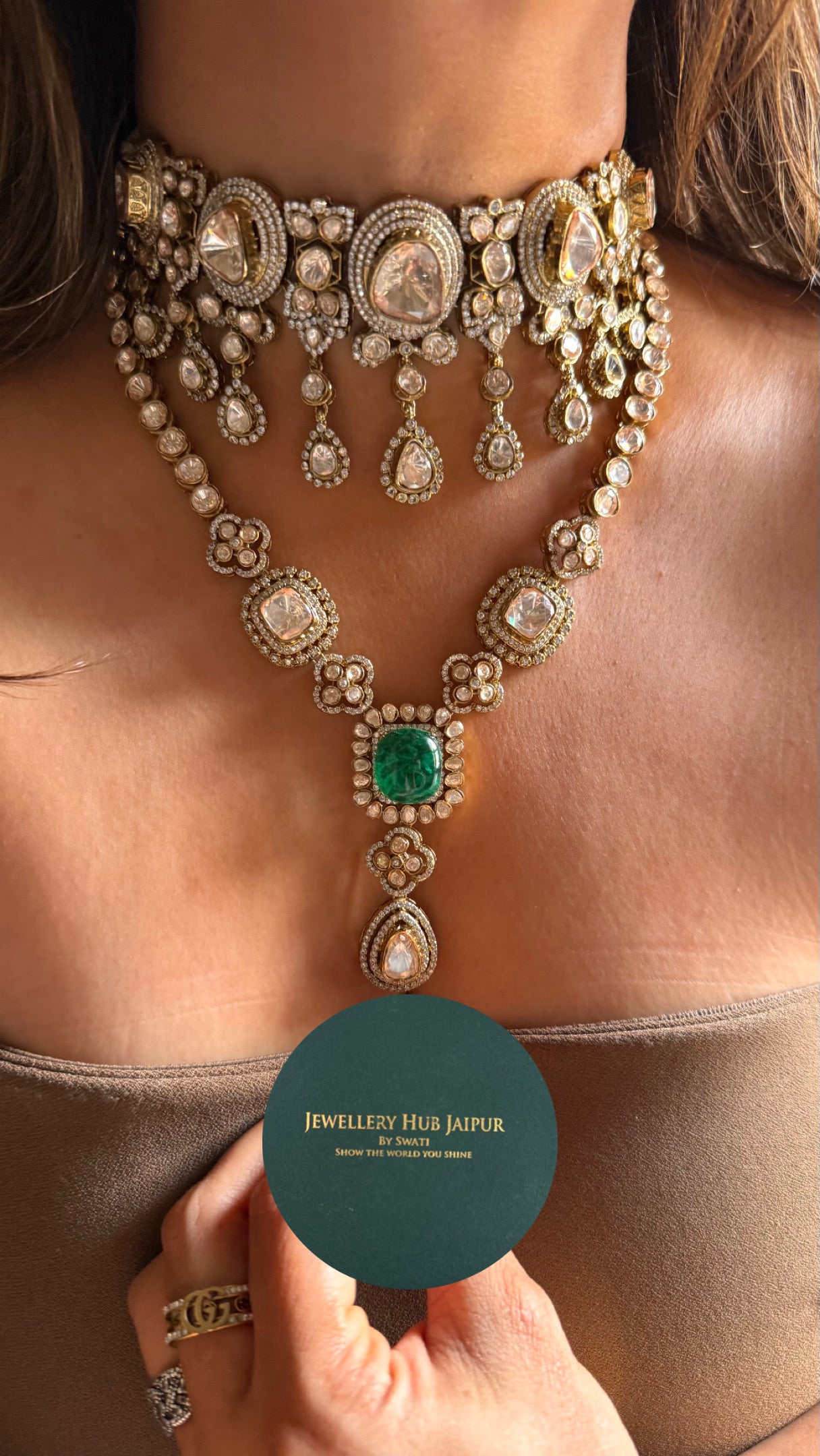 Emerald doublet with uncut peeli polki combo necklace