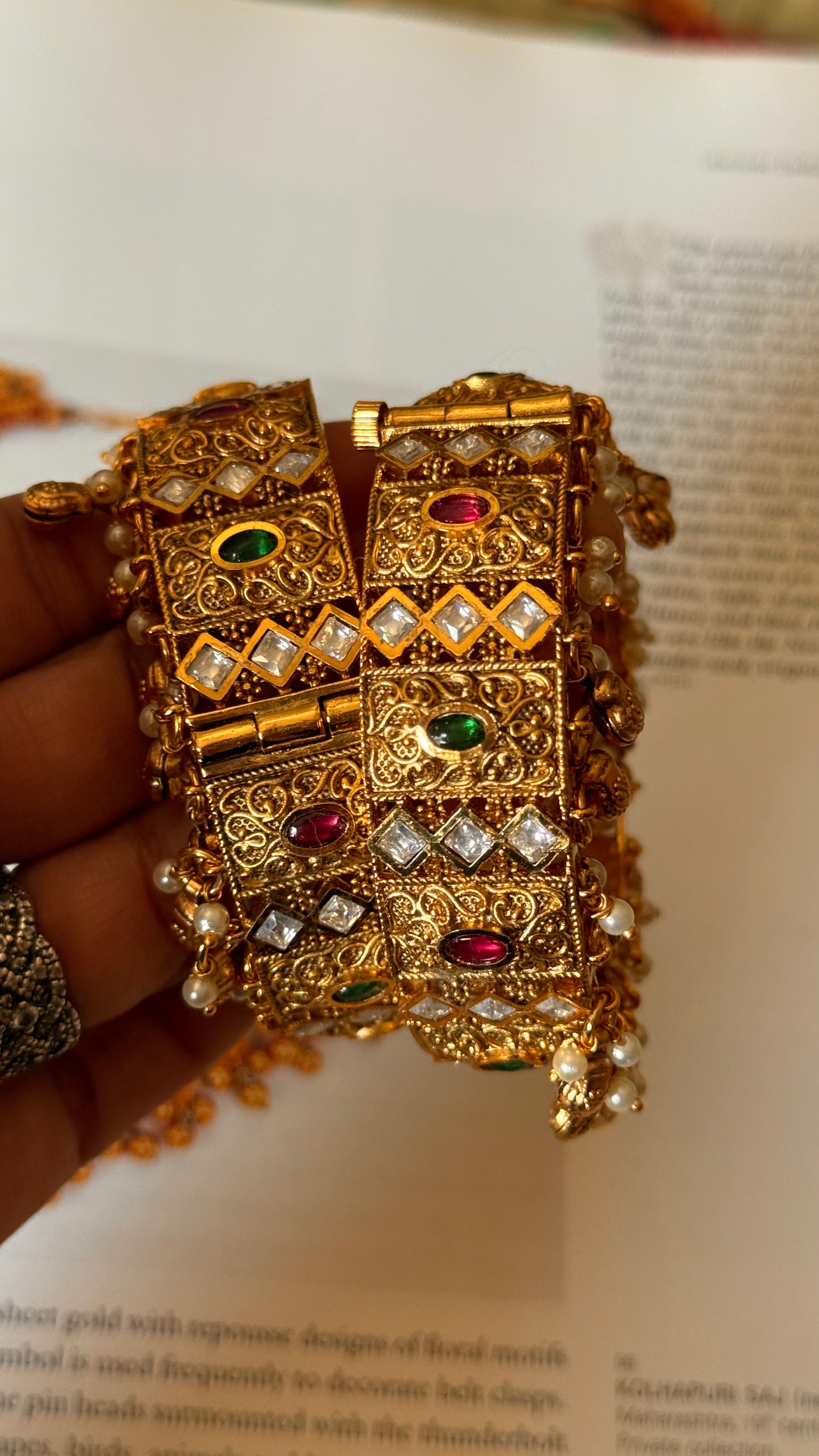 Rajwada ruby & emerald bangles
