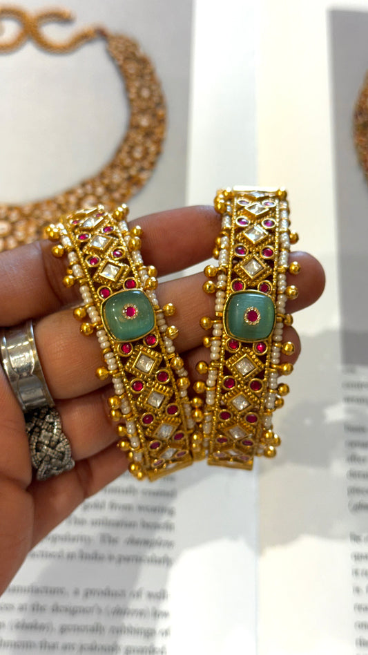 Mint inlay ruby nakashi rajwada bangles