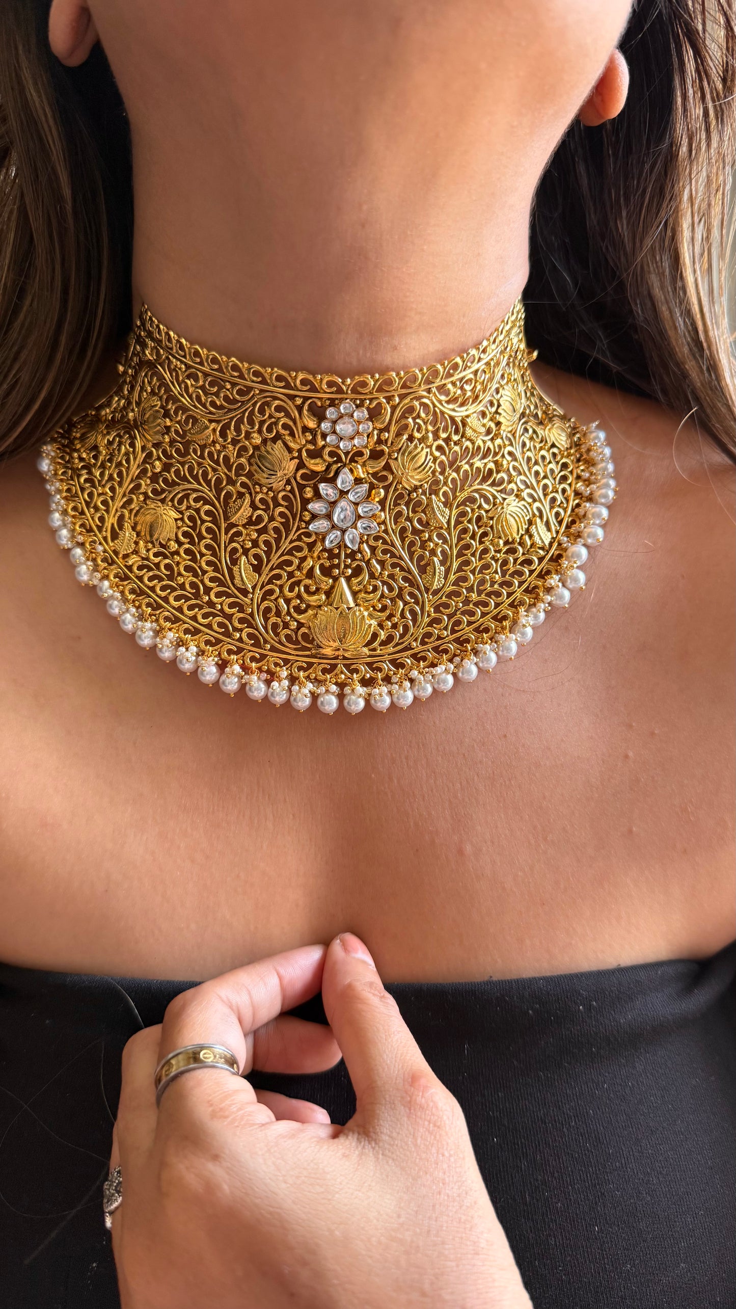 Dubai gold inspired lotus & Floral Nakashee choker