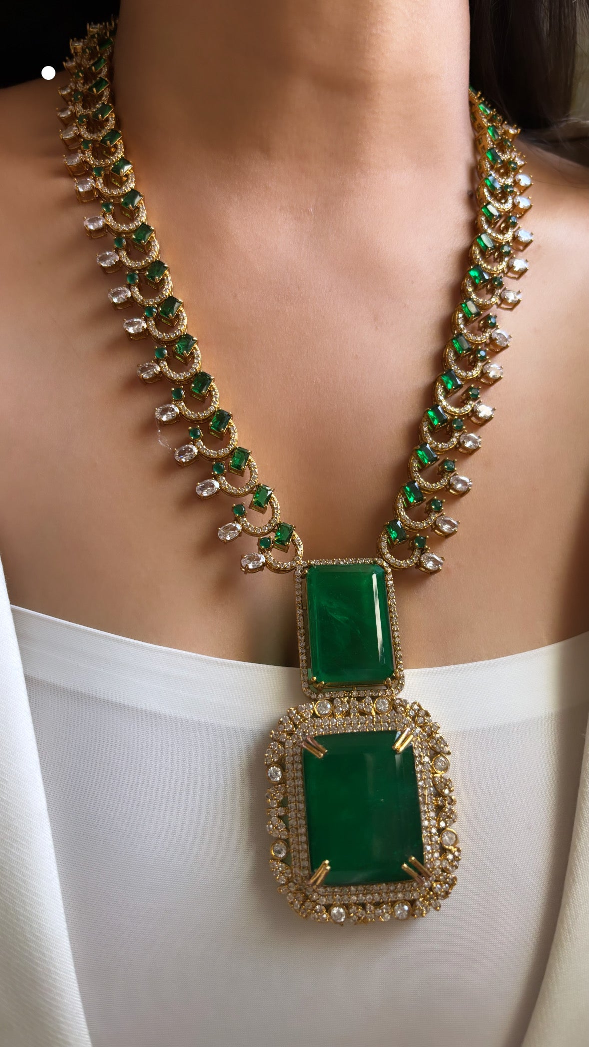 Emerald doublet designer necklace