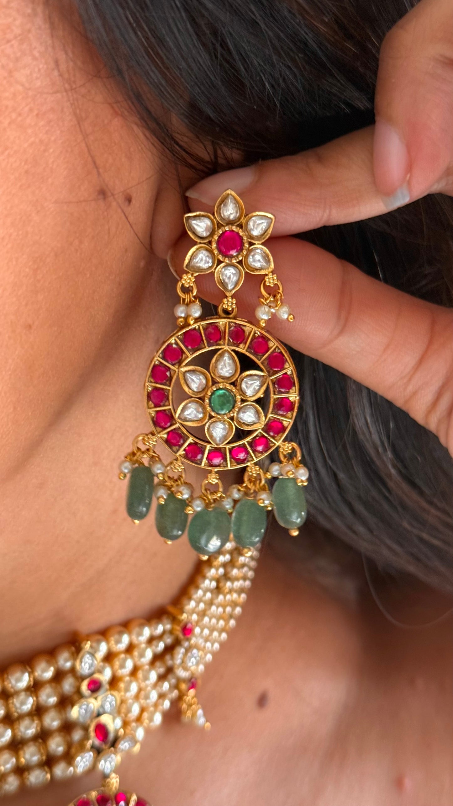 Rani pink ruby with mint drops rajwada choker Necklace