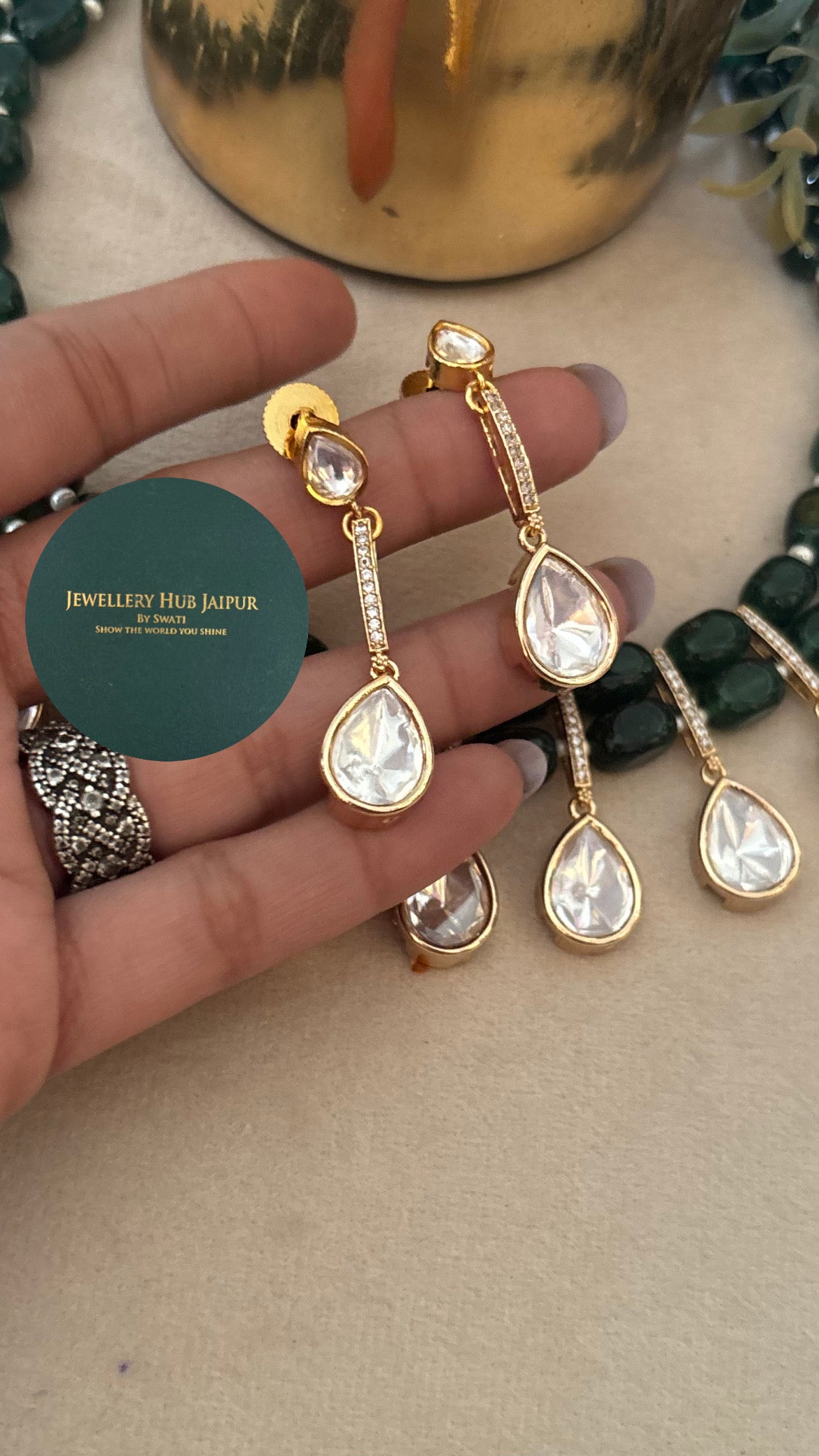 Emerald Moissanite string with earrings