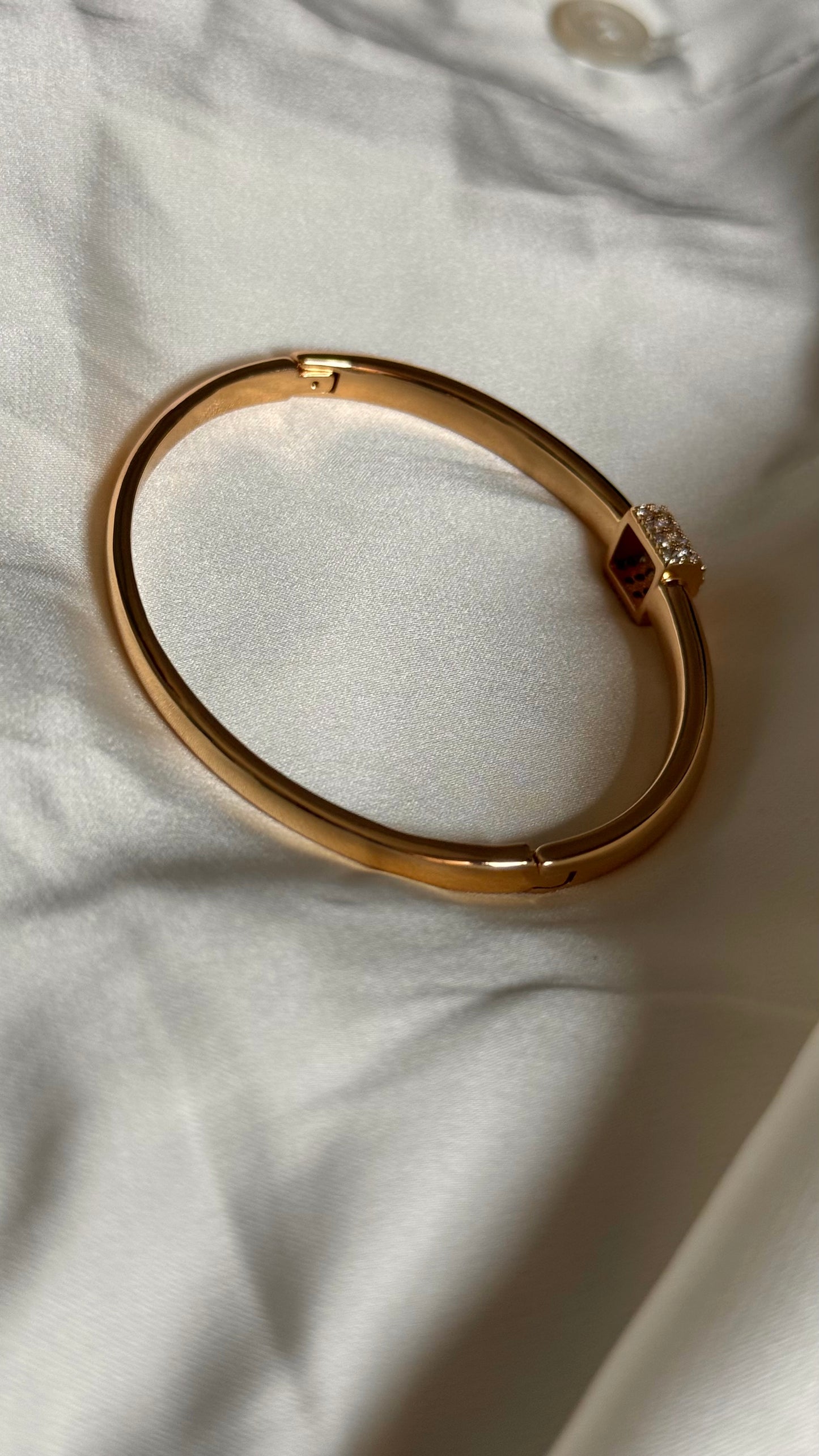Streamline Crystal bracelet (gold)