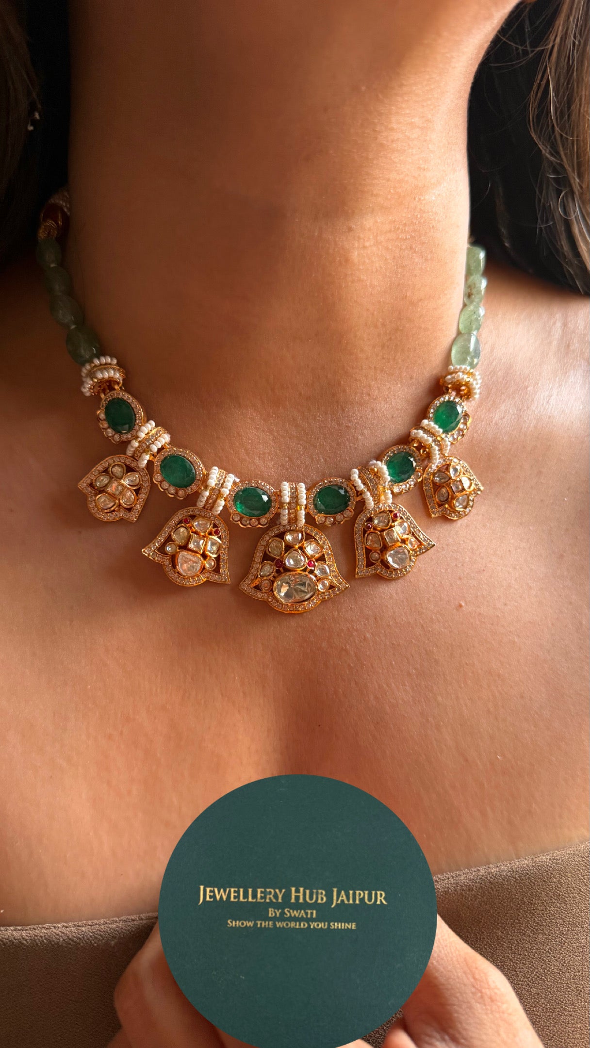 Emerald peeli polki moissanite necklace