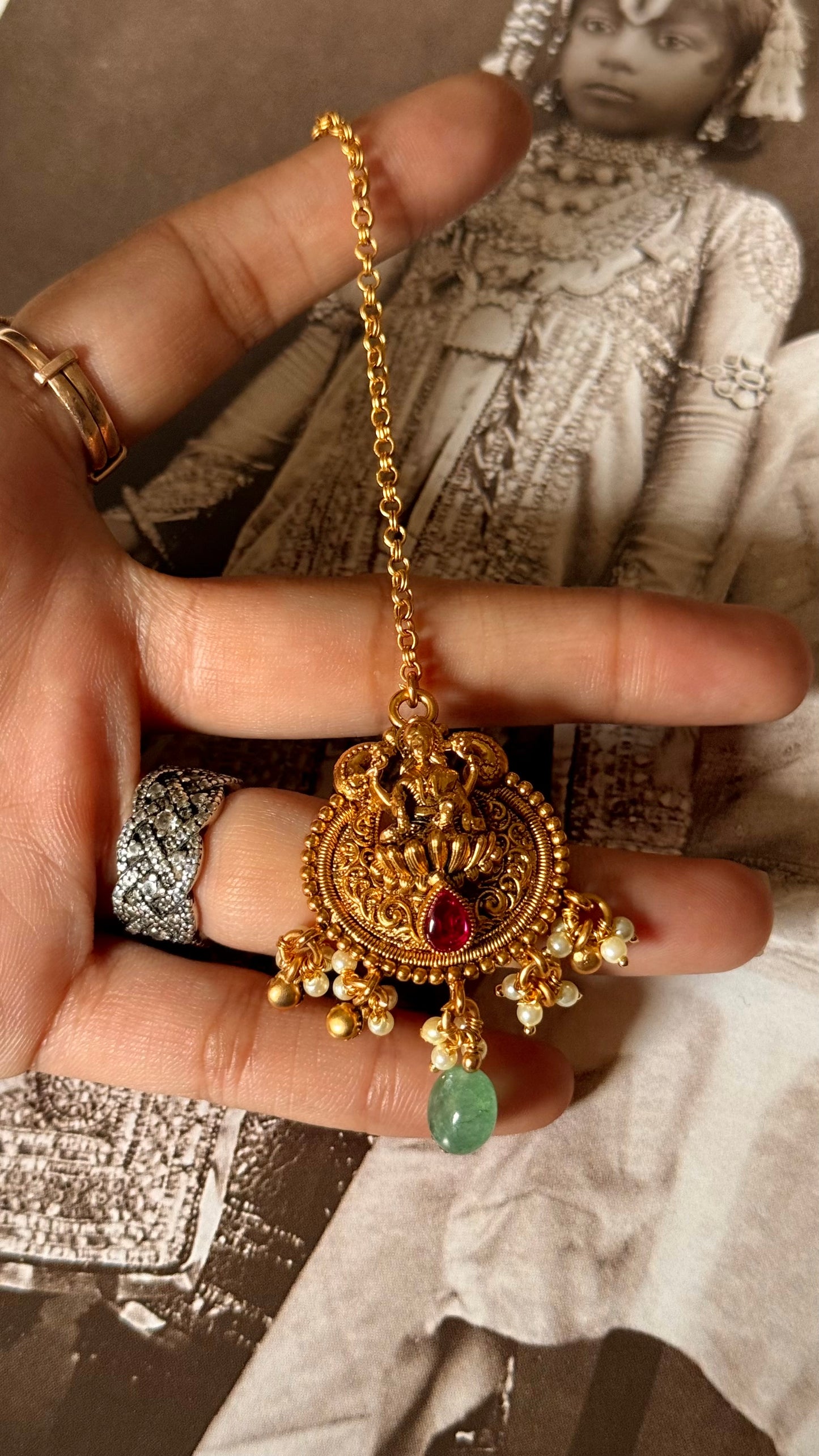 Goddess laxmi with mint drop & ruby maangtika