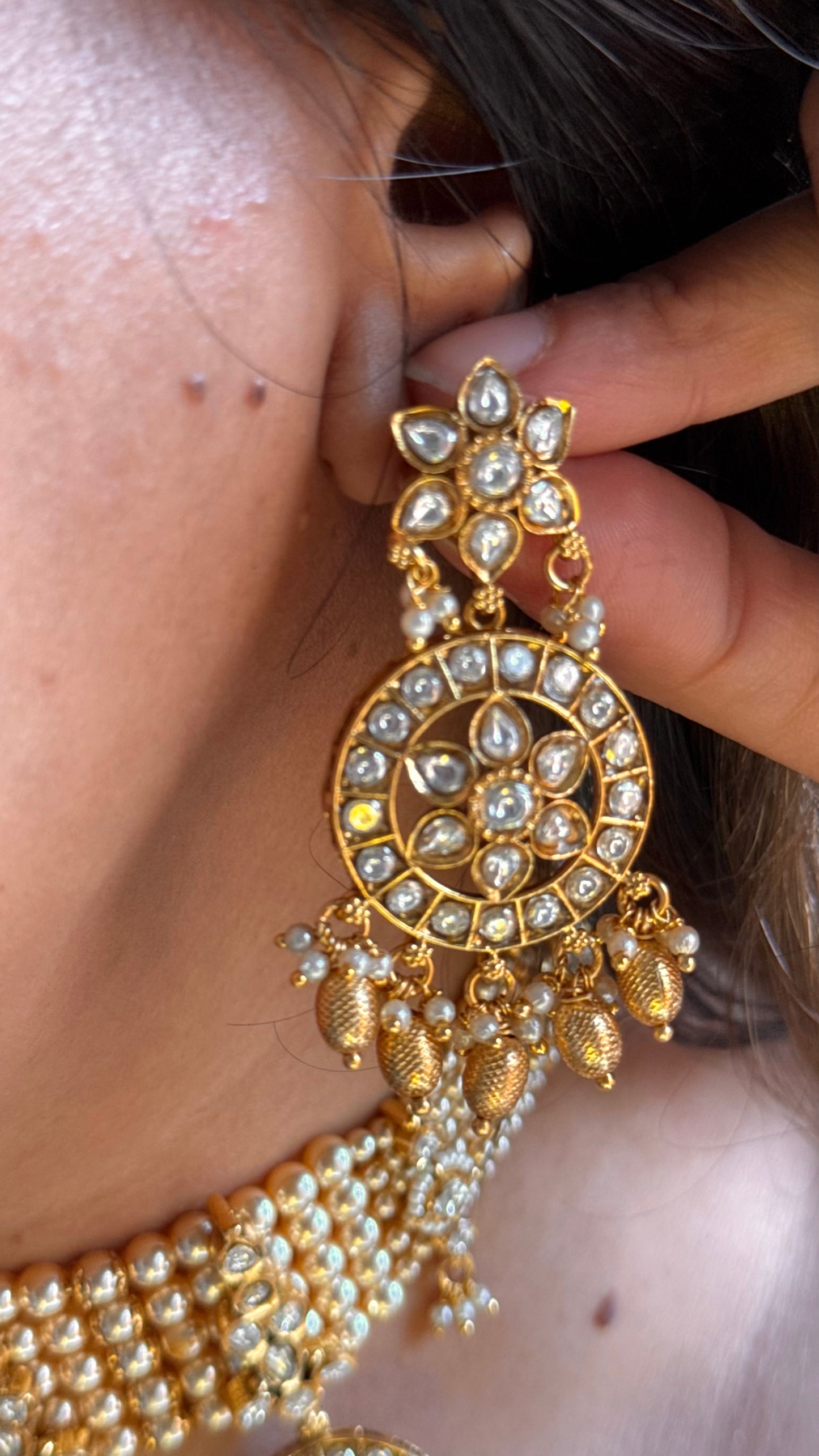 White Moissanite with gold drops rajwada choker Necklace