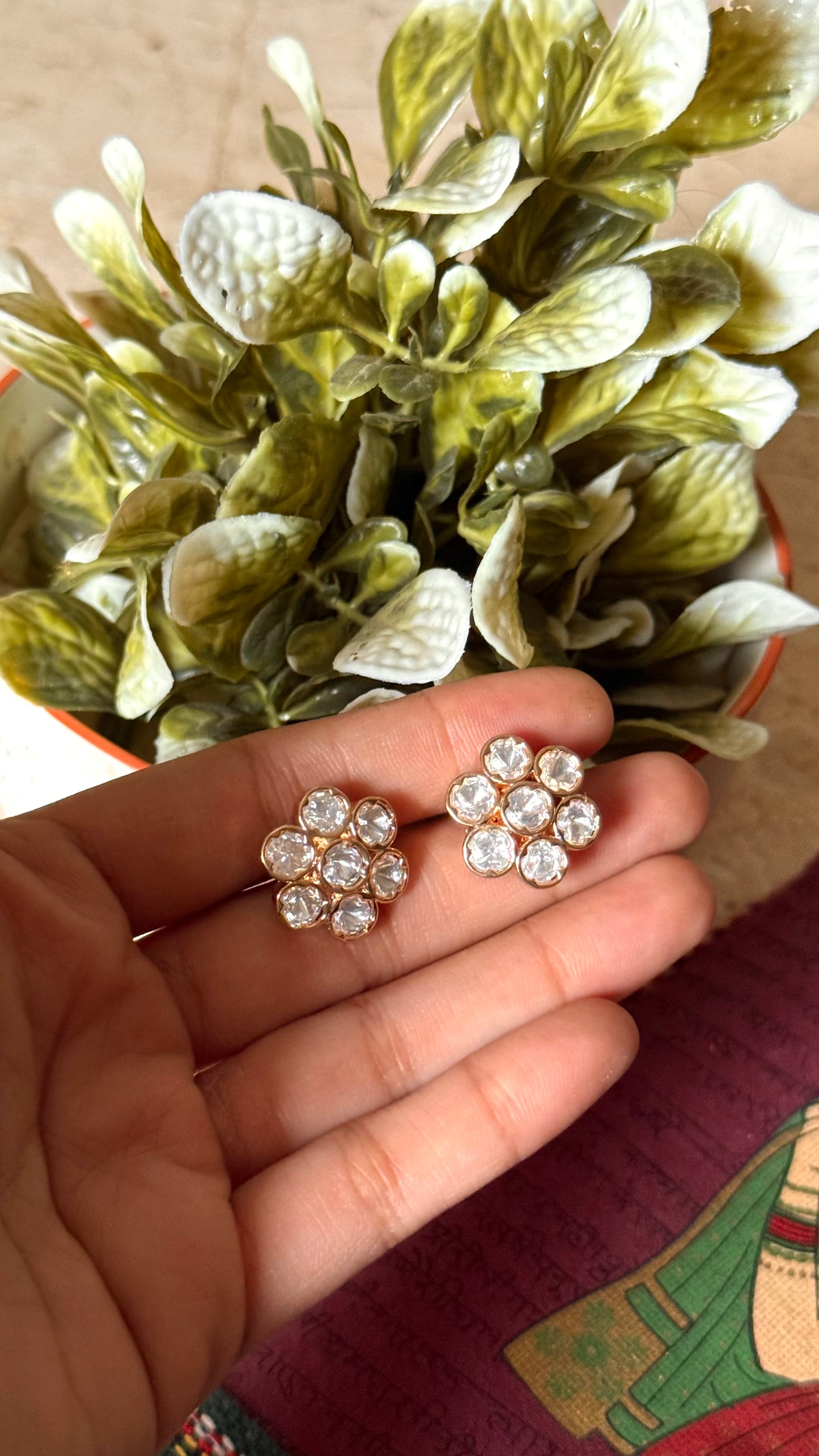 Moissanite floral stud
