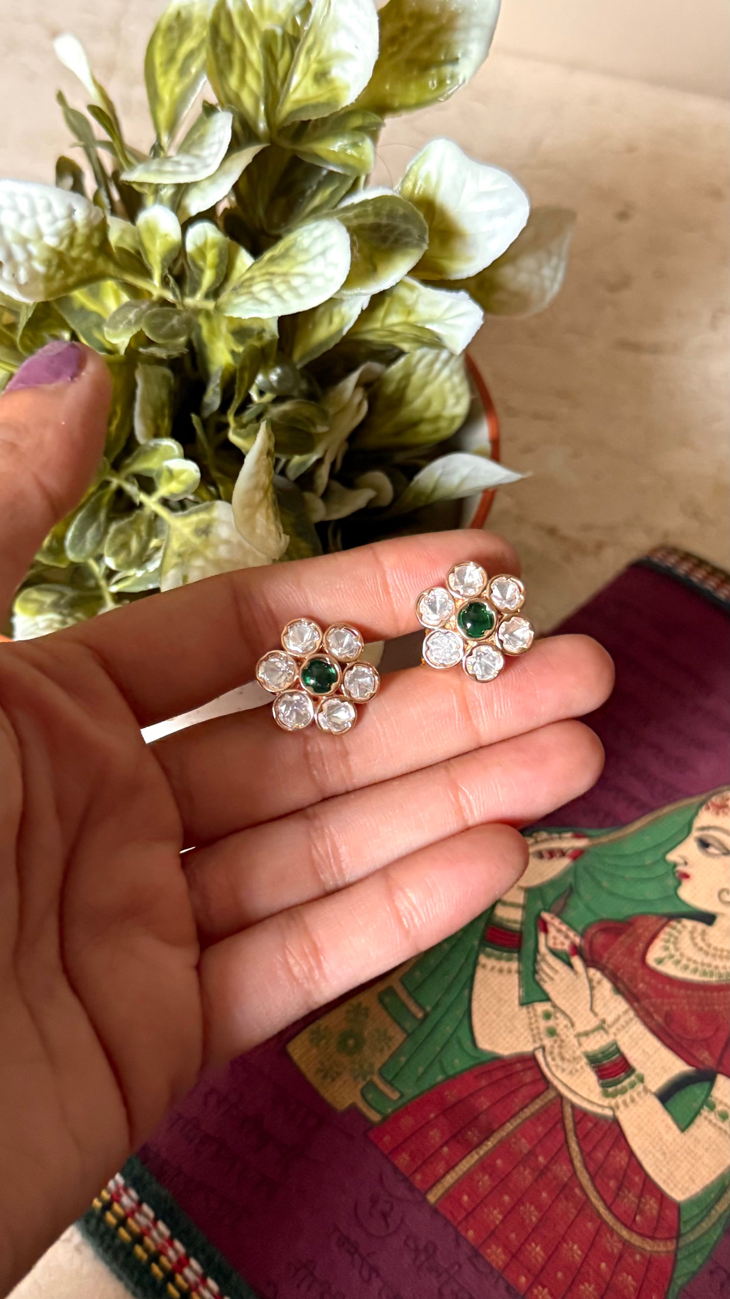 Emerald floral moissanite stud