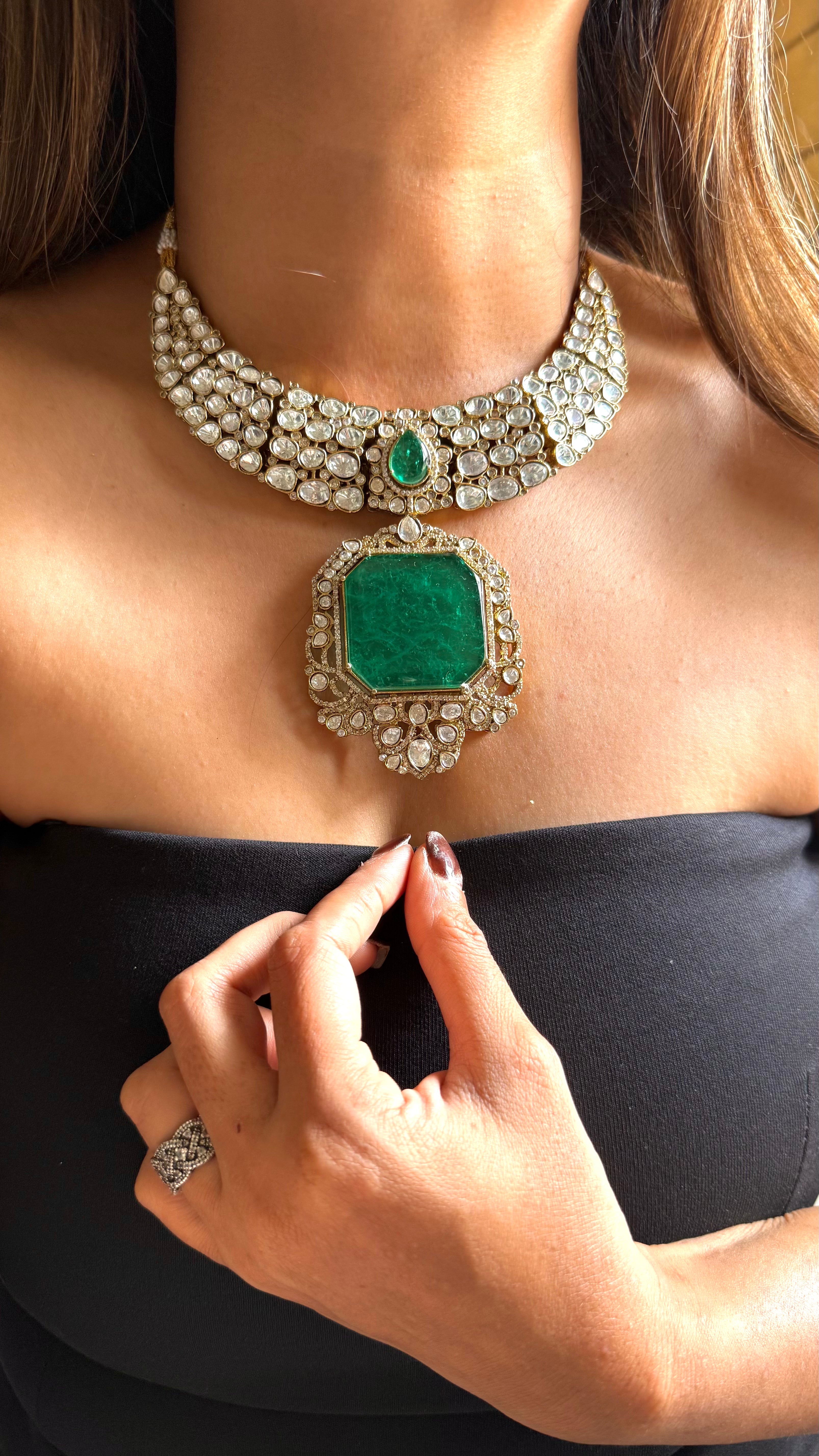 Emerald moissanite collar necklace