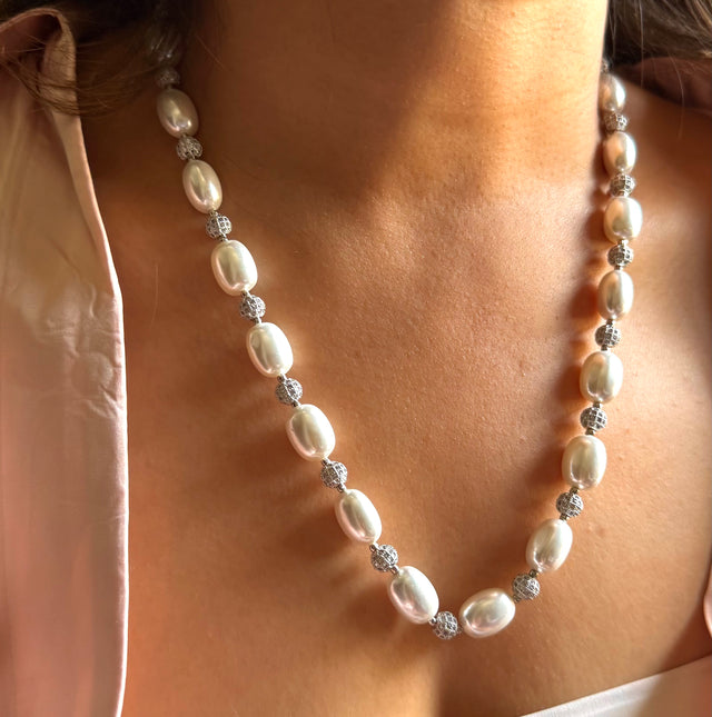 Pearl dedicated string