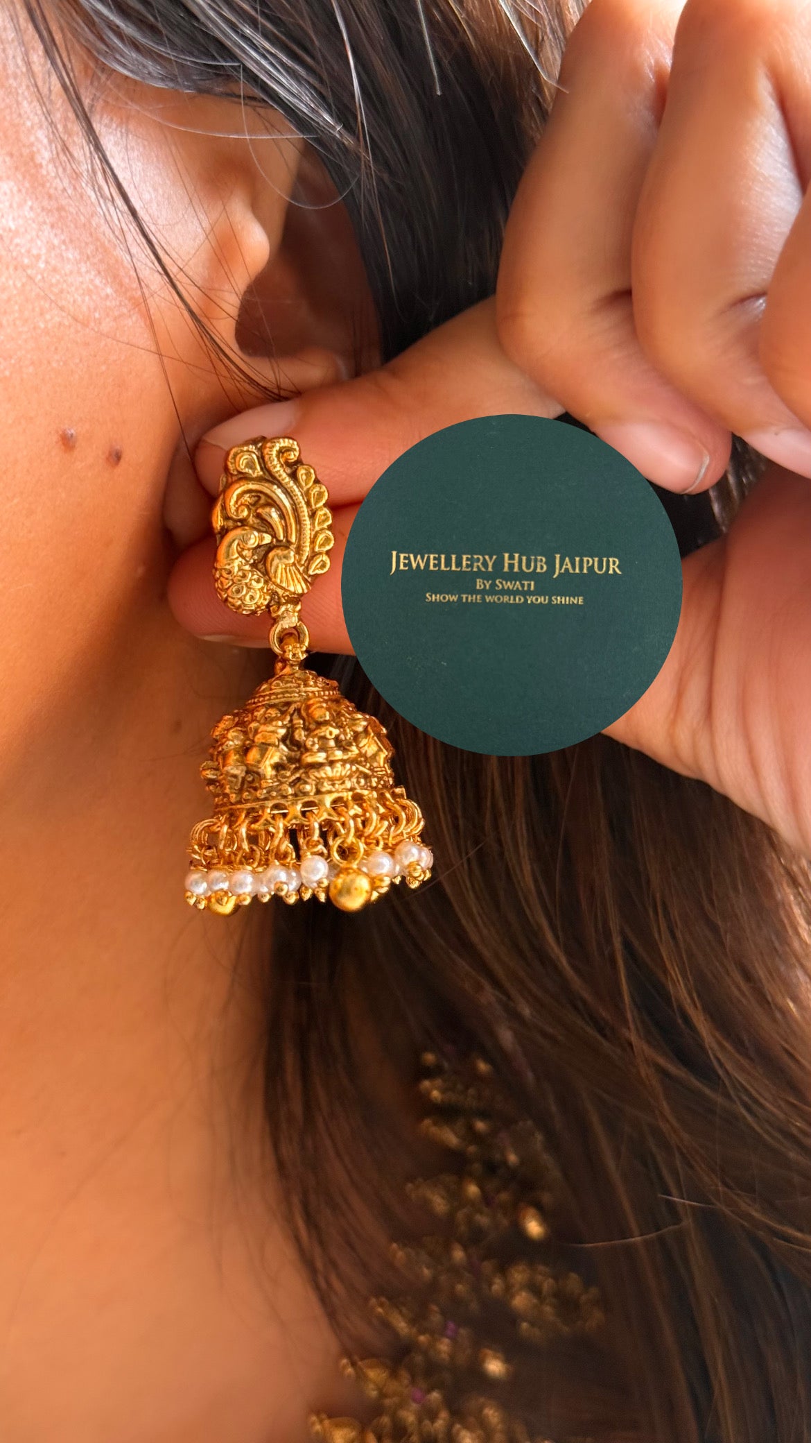 Goddess laxmi emerald & rani pink with peacock & elephant designed temple collar set
