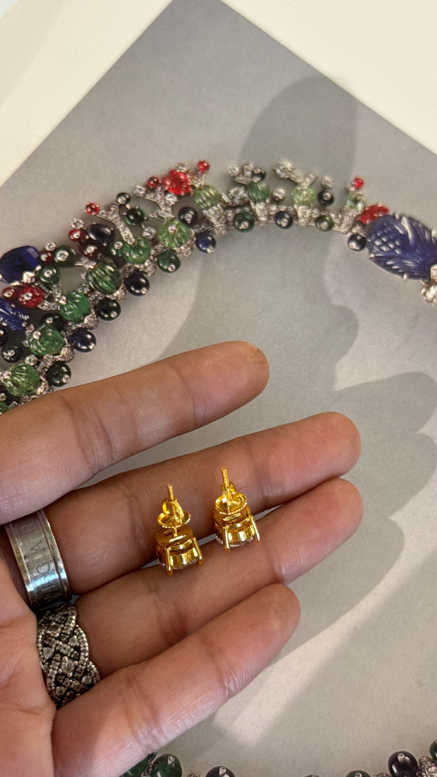 Gold One Carat Solitaire Diamond Studds