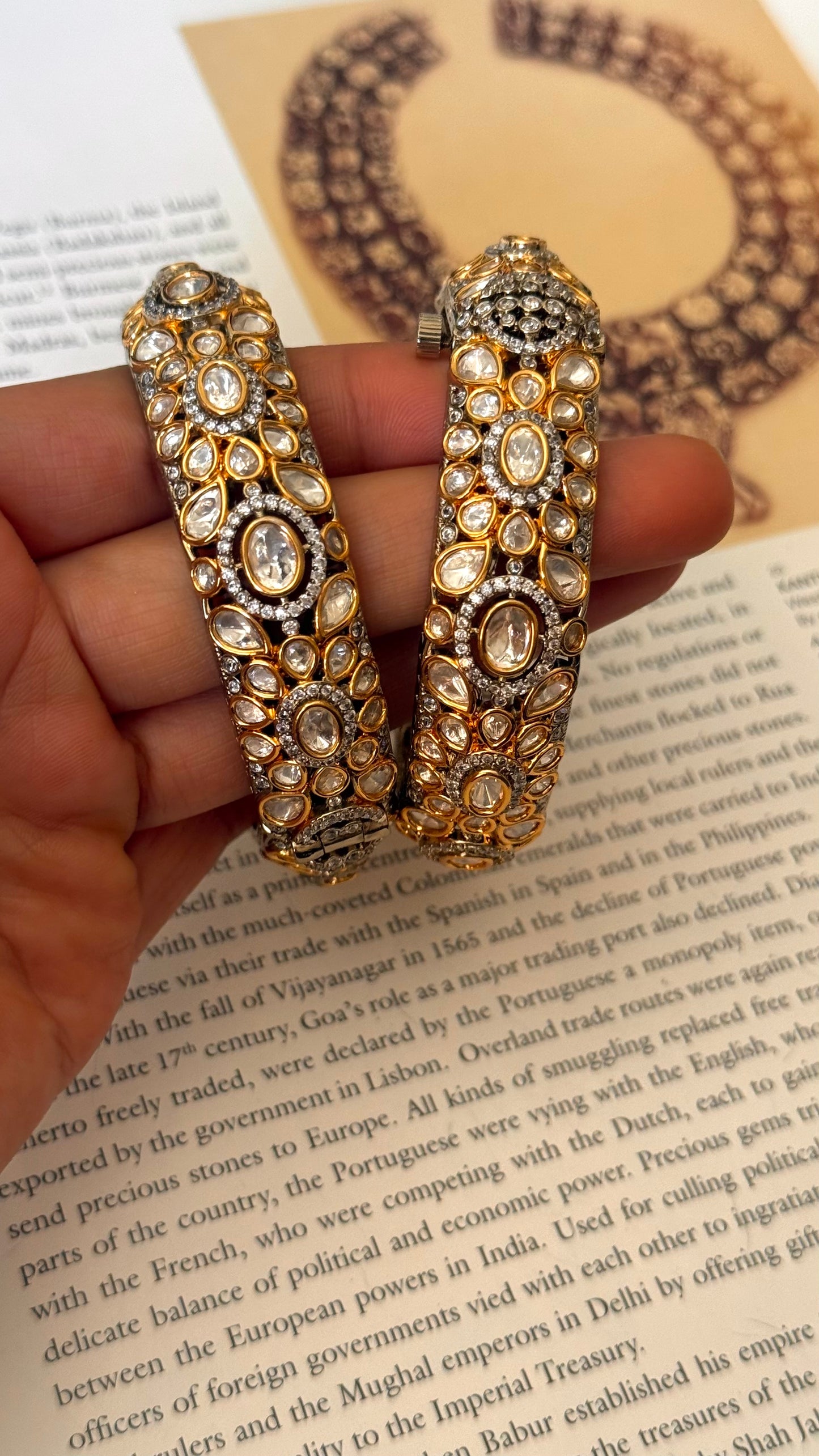 Victorian dual polish designer bangles