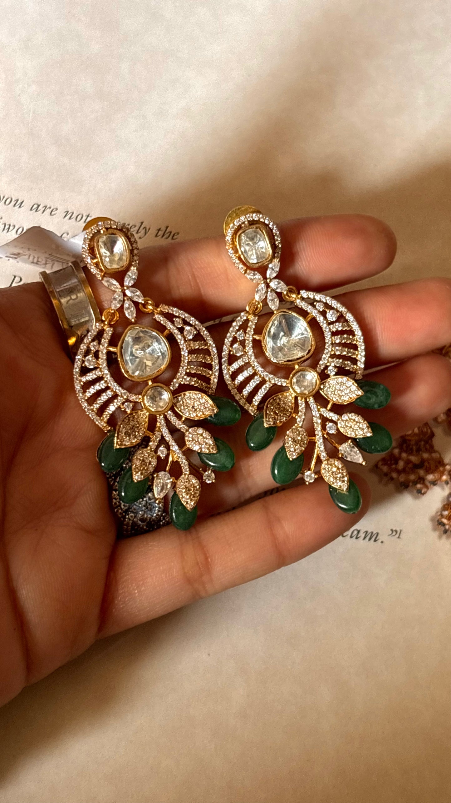 Emerald leaf pattern moissanite Earrings