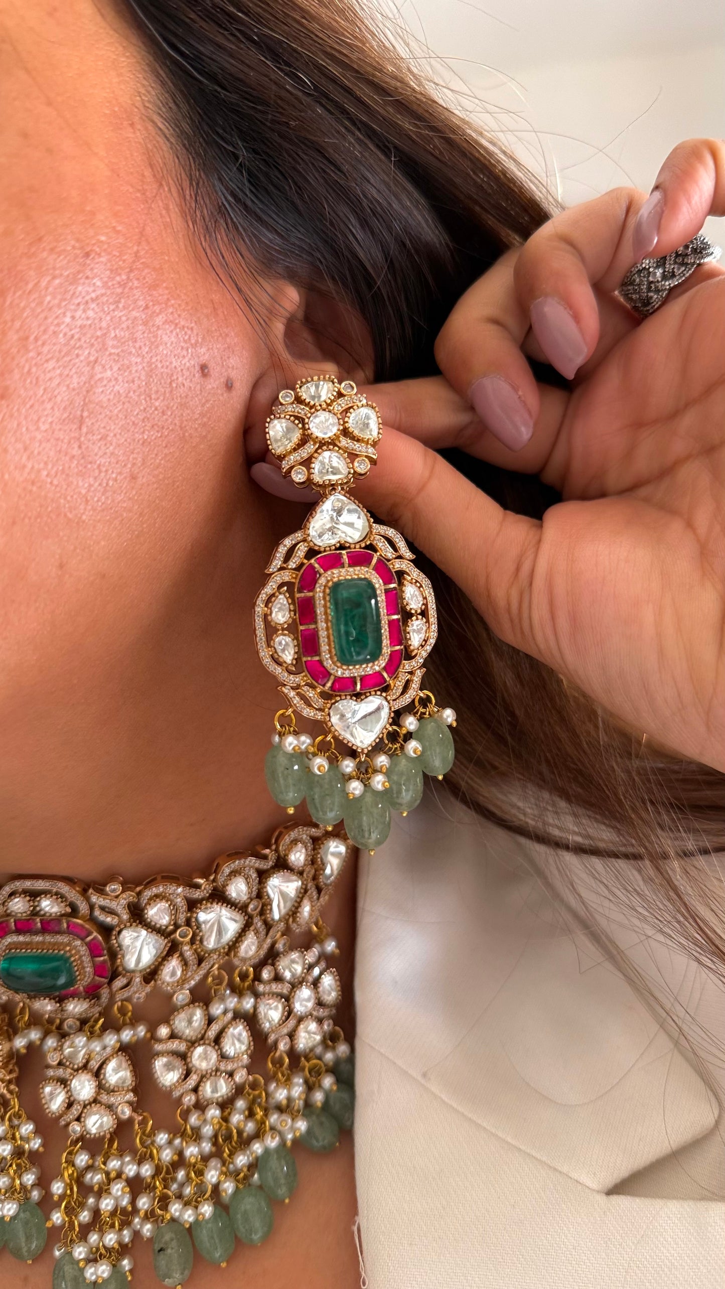 Tahira Emerald and ruby moissanite choker
