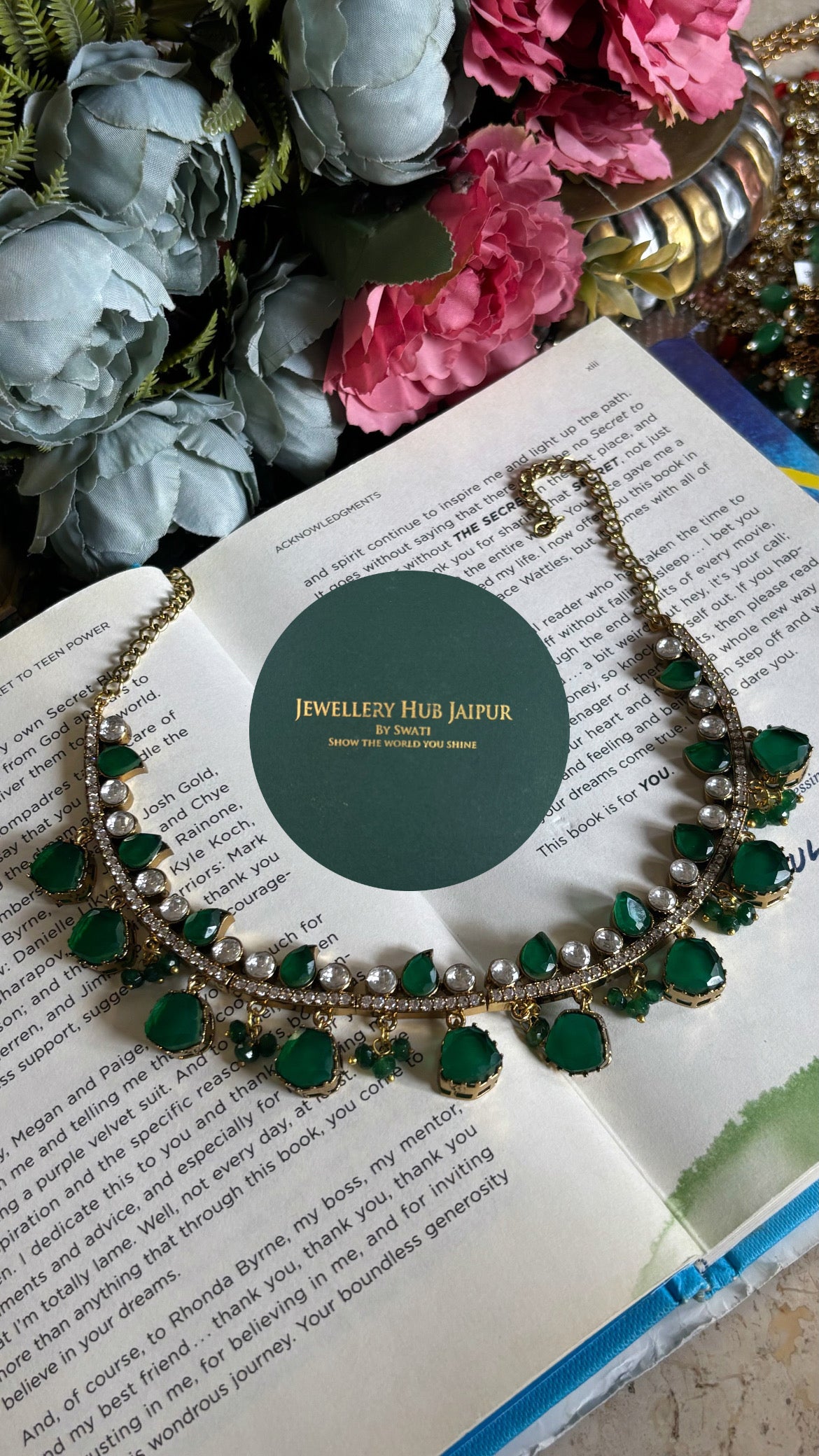 Emerald Moissanite collar necklace