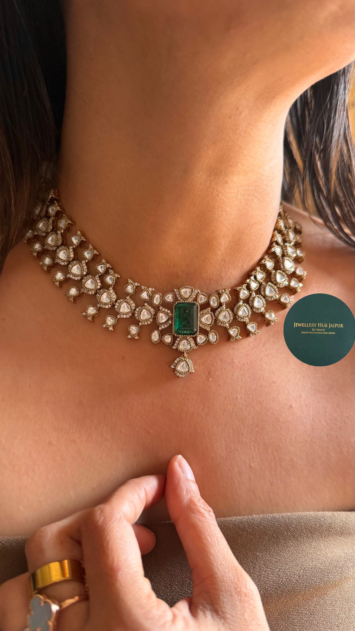 Emerald polki victorian minimal necklace