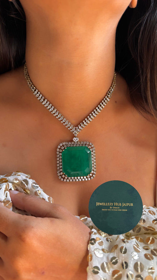 Emerald Victorian diamond statement necklace