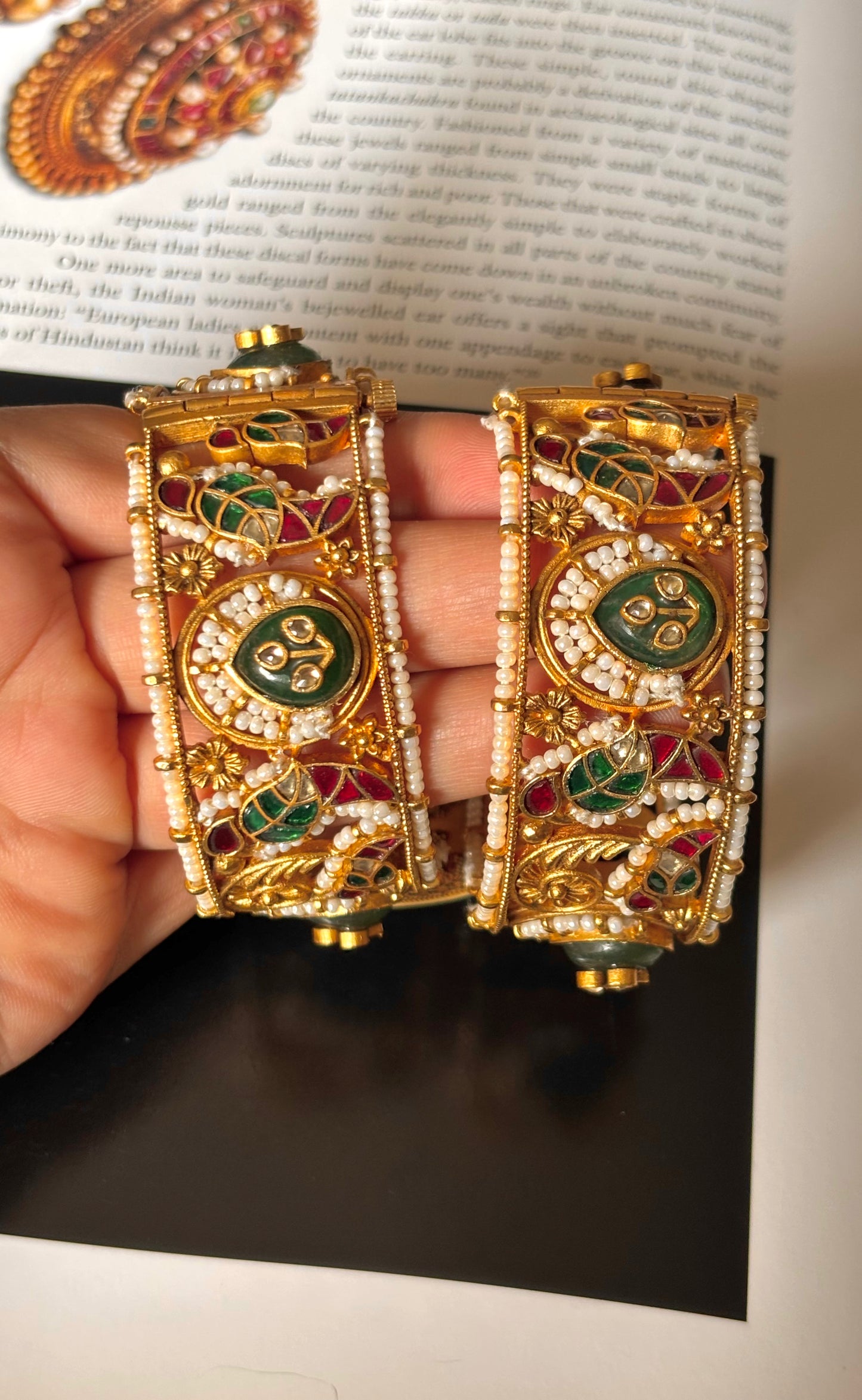 Emerald inlay Paachi Kundan jadau openable Bangles