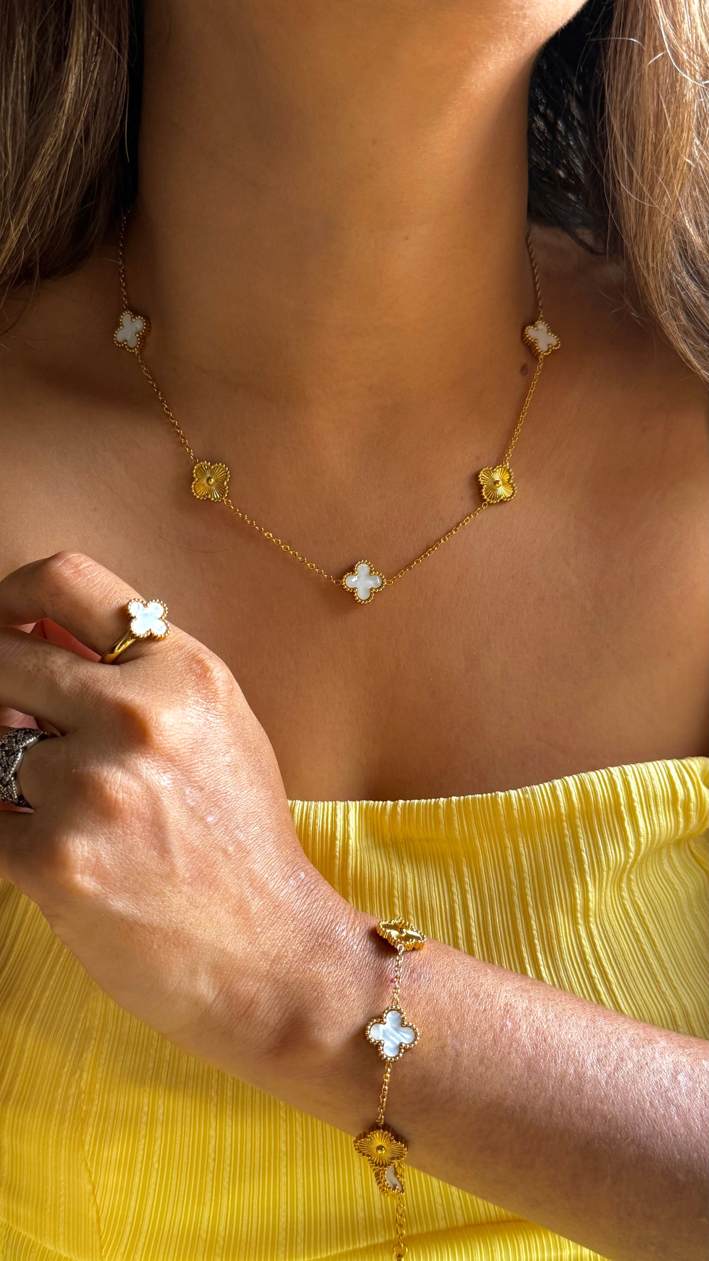 Mother-of-Pearl Clover combo - Necklace, Bracelet and Earrings