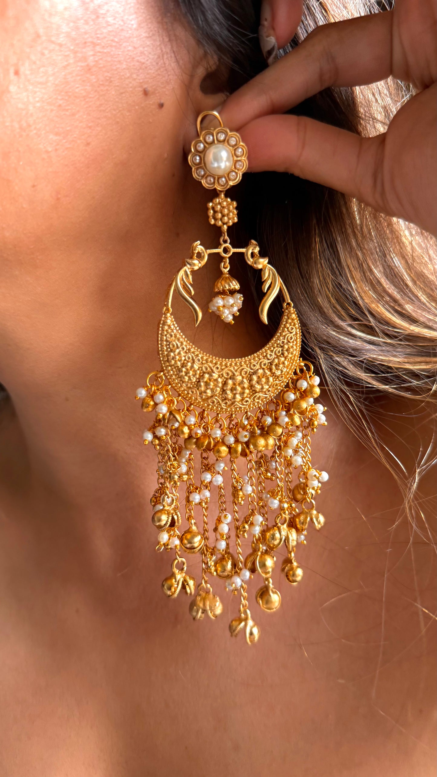 White doublet peacock golden jhumka