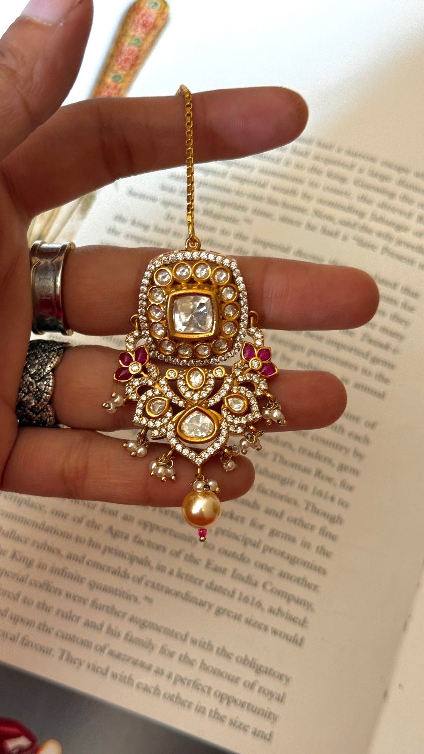 Ruby uncut polki maangtika