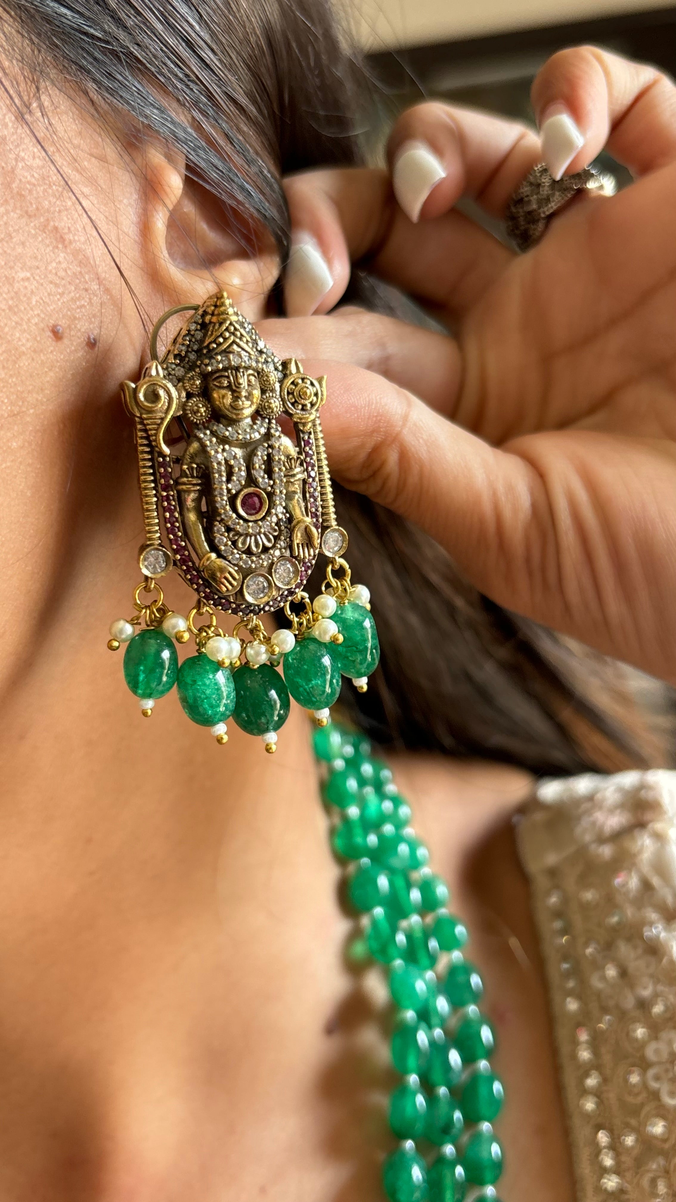 Emerald temple rani haar necklace with earrings