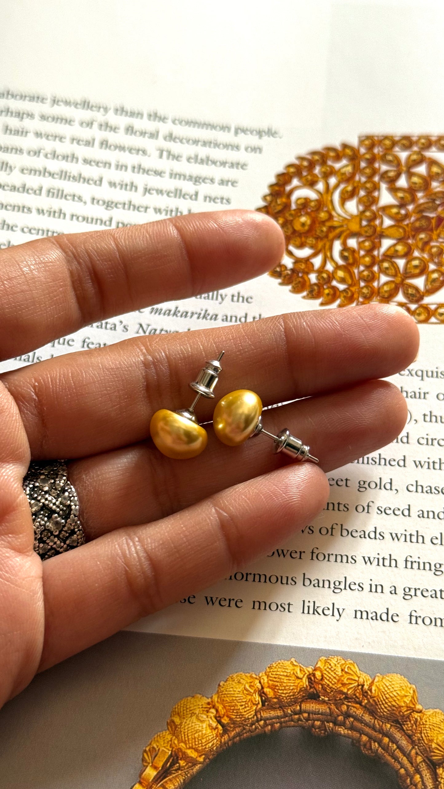 Double line pearl string (10 size pearl)