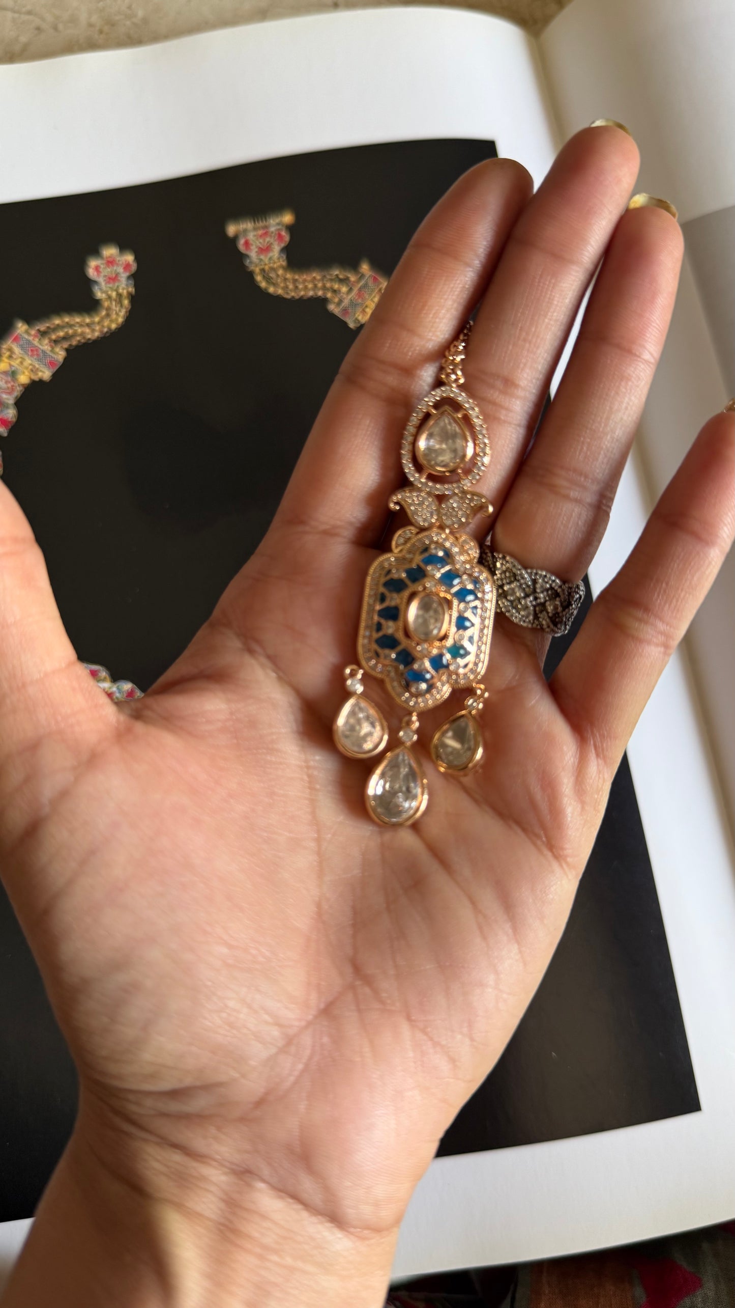 Sapphire katdana moissanite polki maangtika