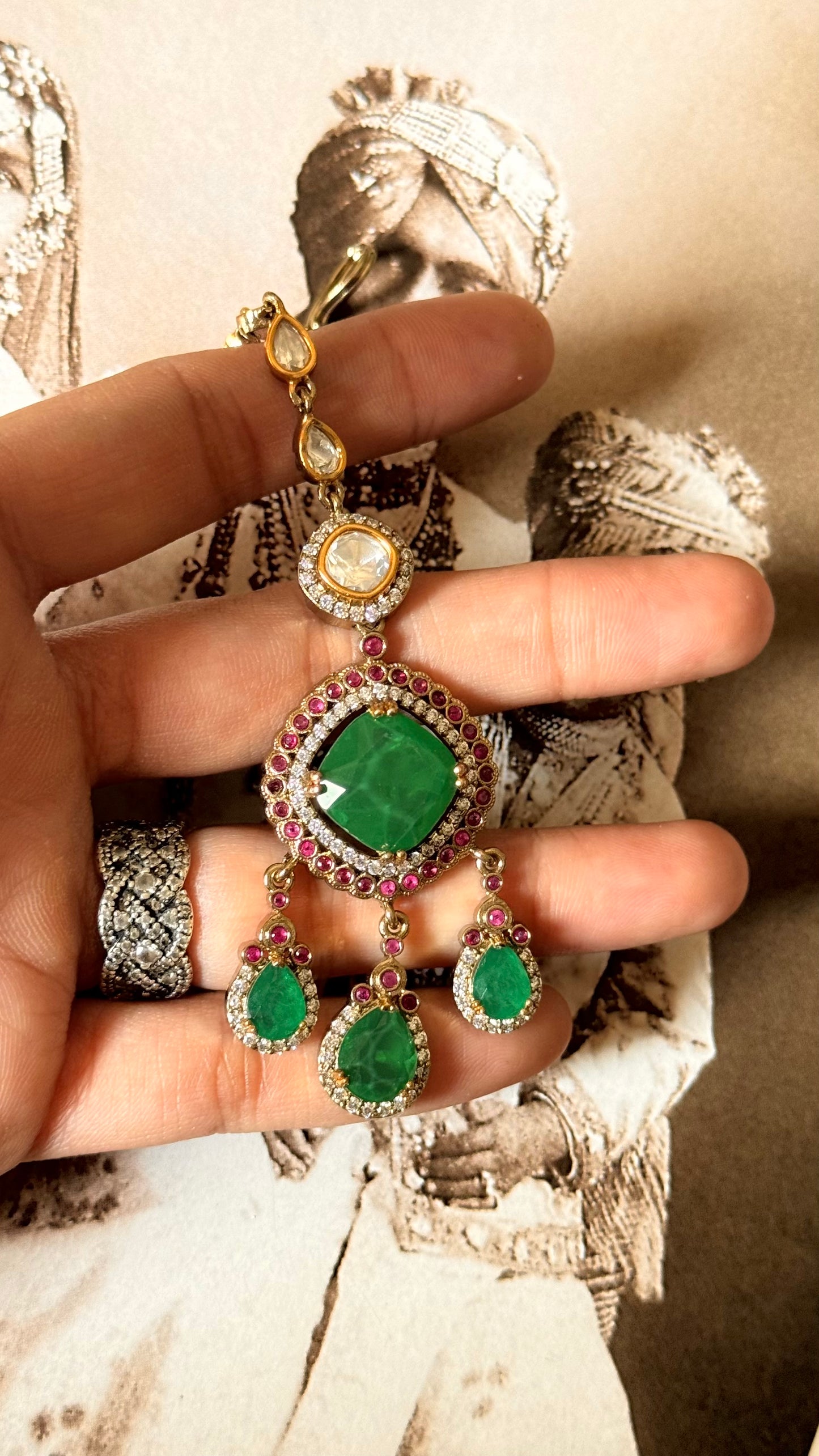 Emerald doublet & rani pink moissanite maangtika