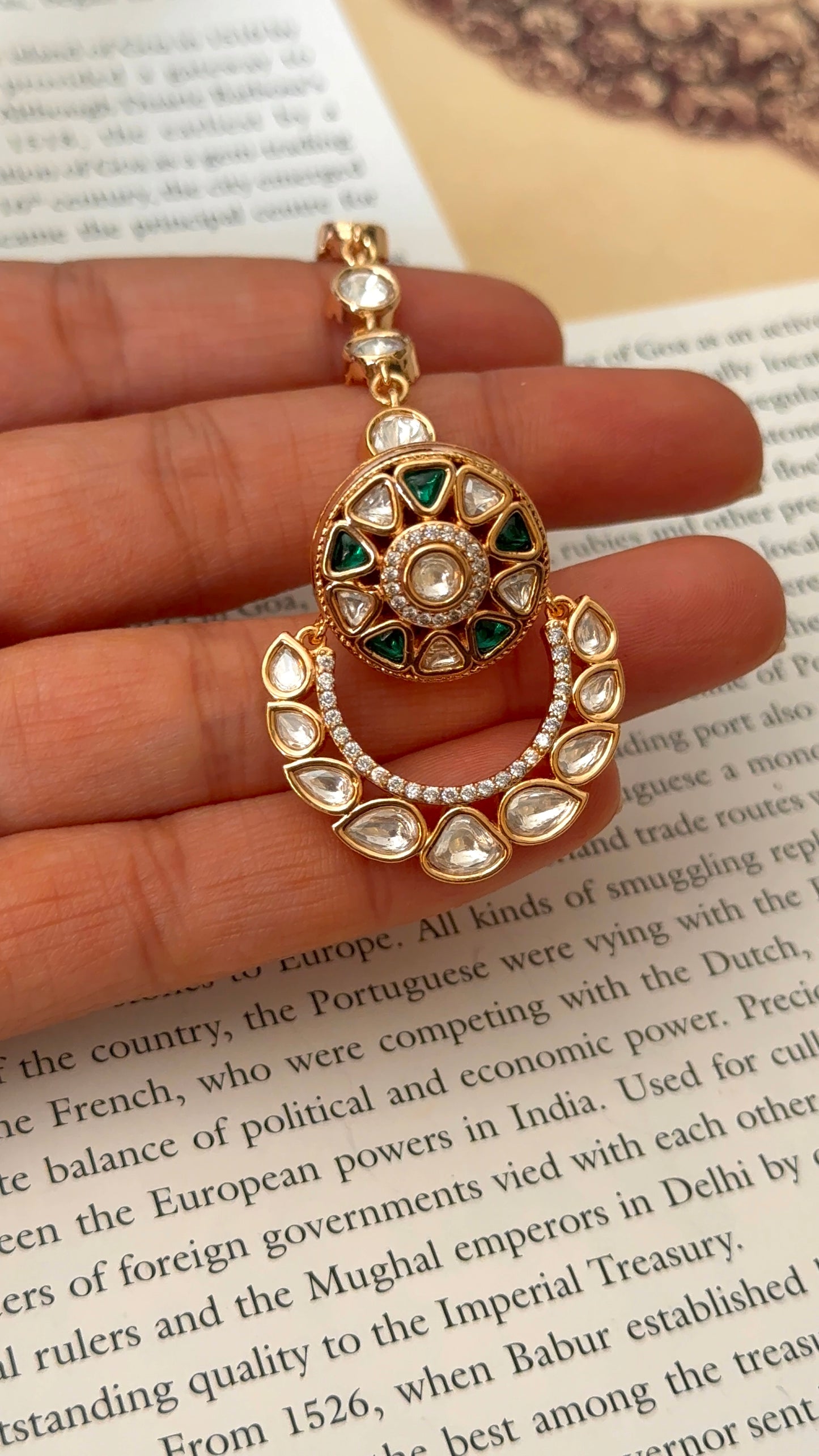 emerald Chandbali borla