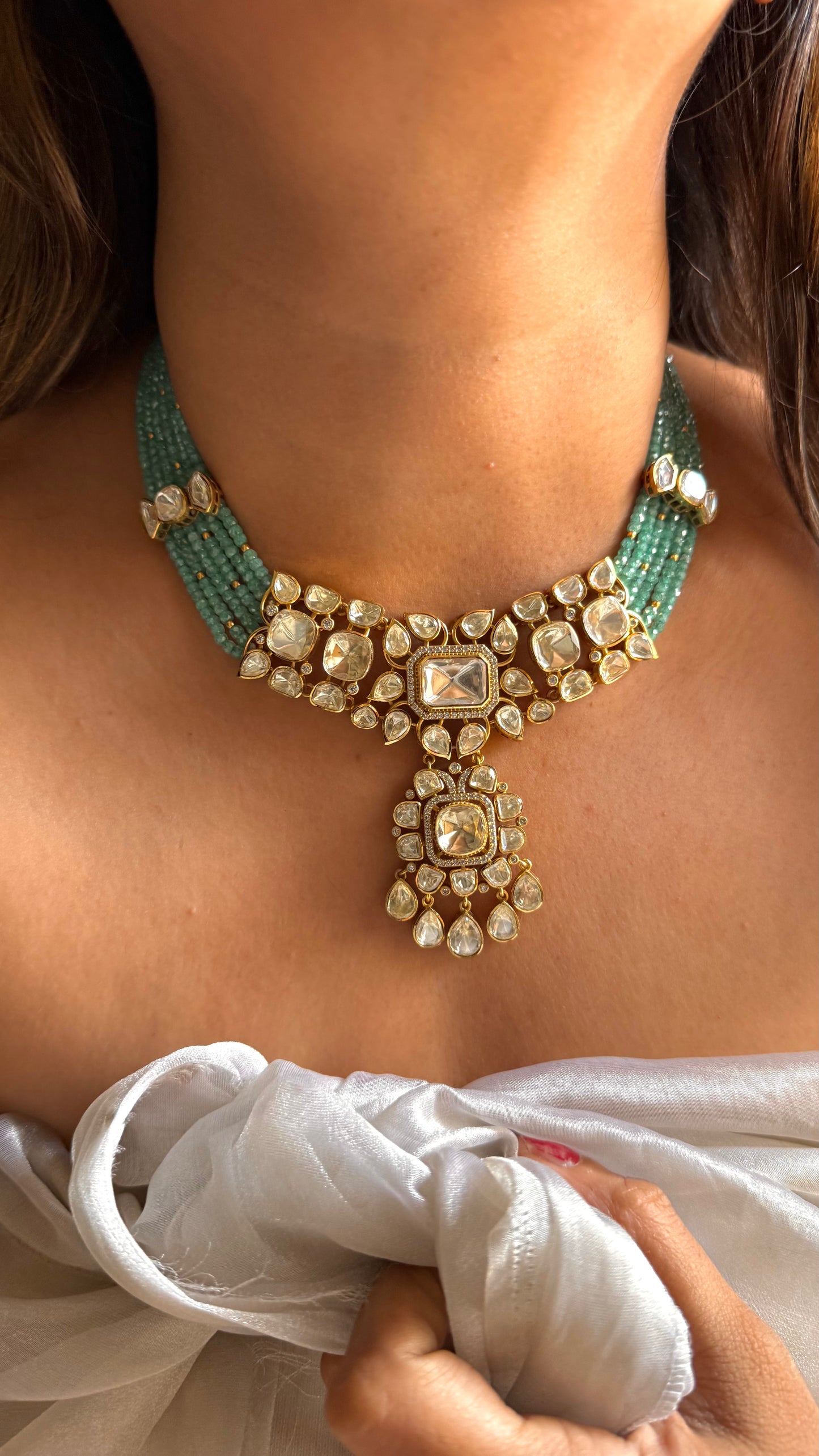Mint string Lv moissanite Polki necklace