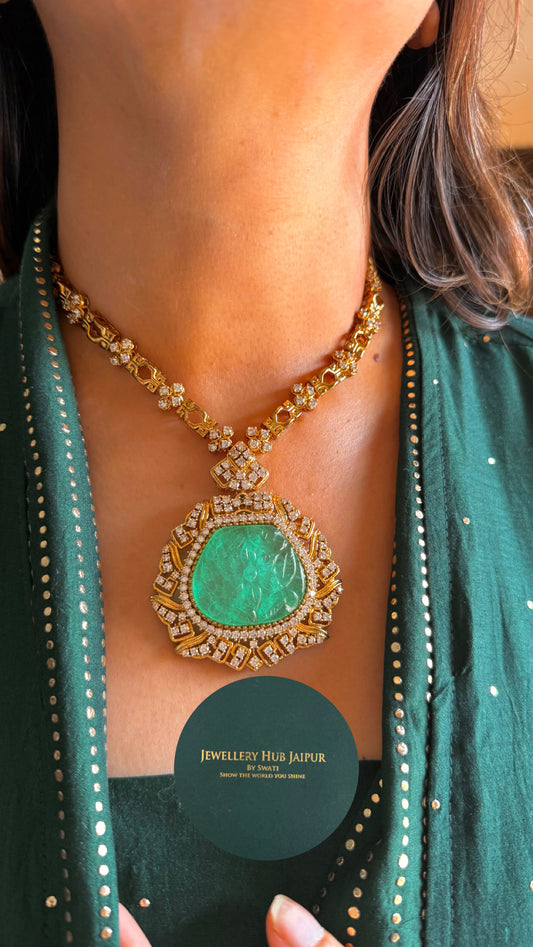 Necklace mint carving stone set