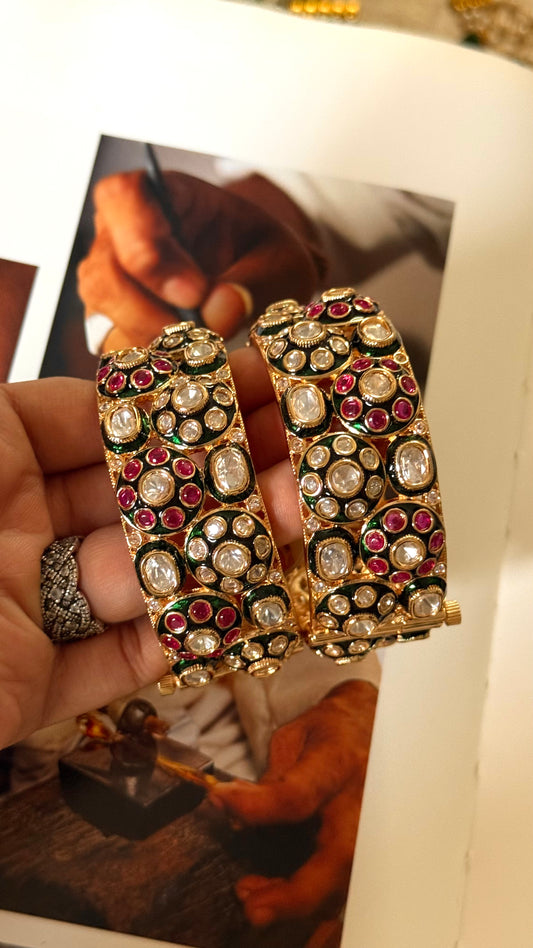 Emerald meenakari & rani pink floral polki openable bangle
