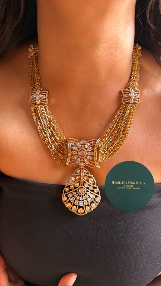 Gold moissanite poli designer Necklace