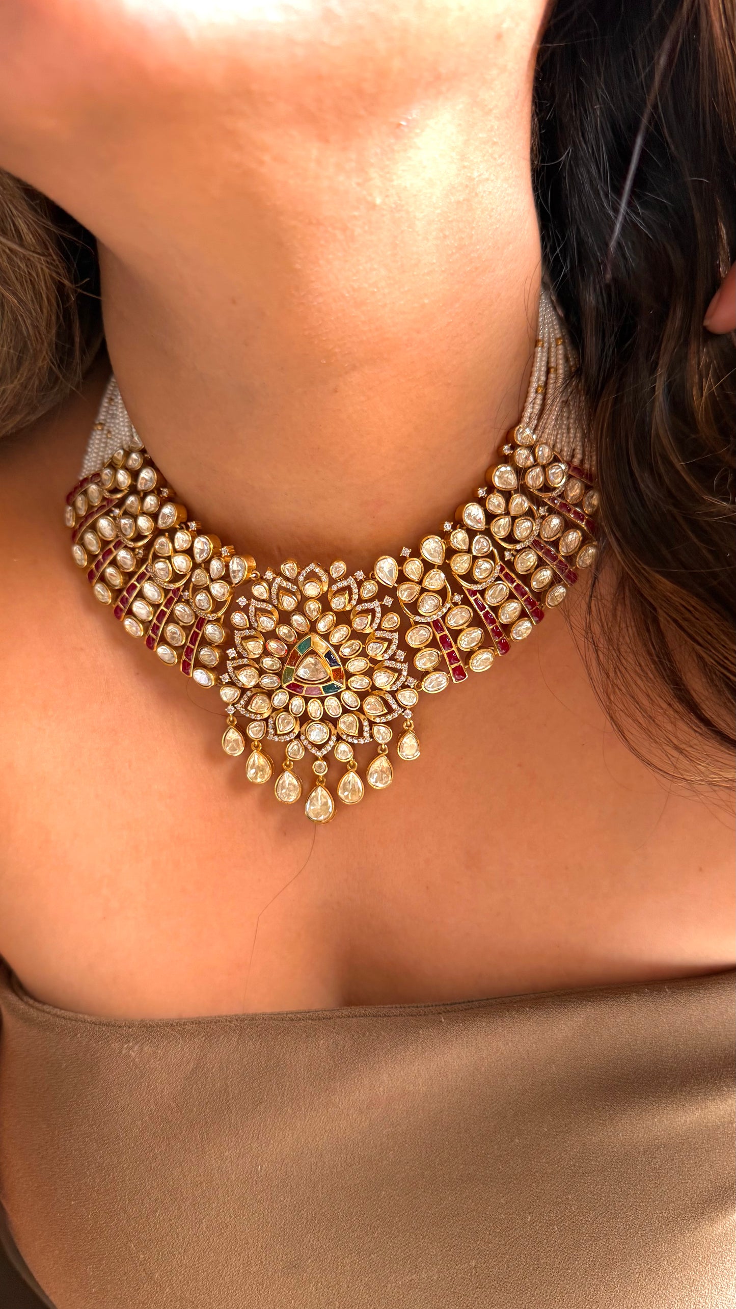 LV shade Polki Navratna Moissanite Necklace