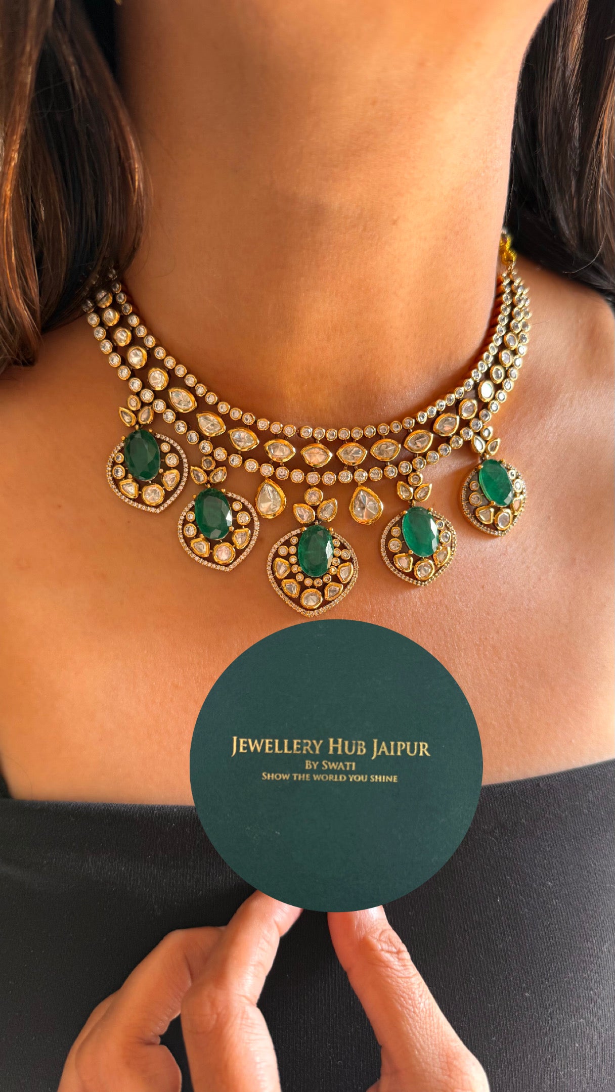 Emerald stone peeli polki necklace