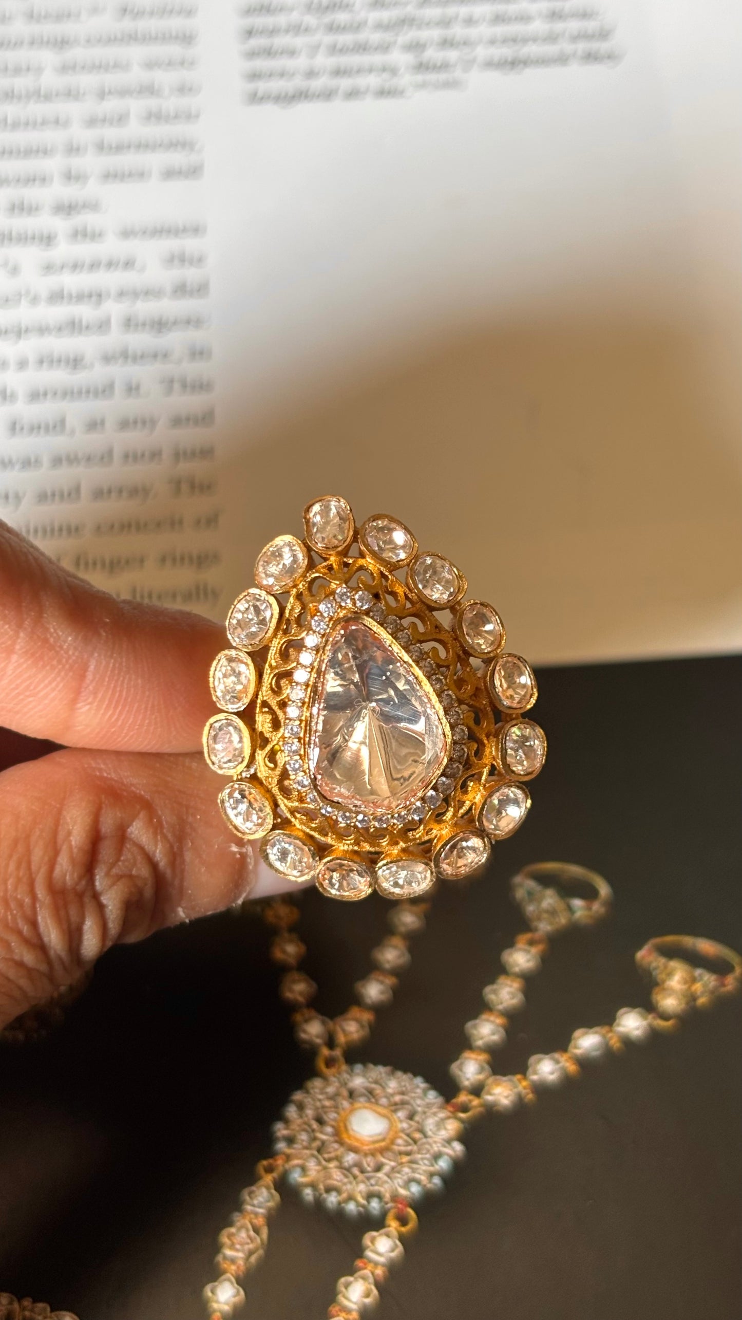 Tear drop peeli polki real moissanite Ring