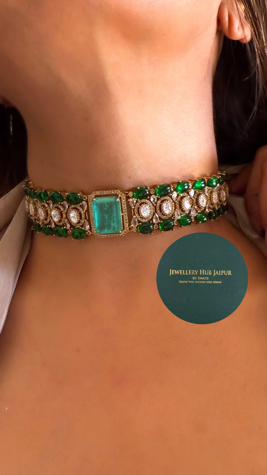 Emerald Mint minimalist doublet choker necklace with earrings
